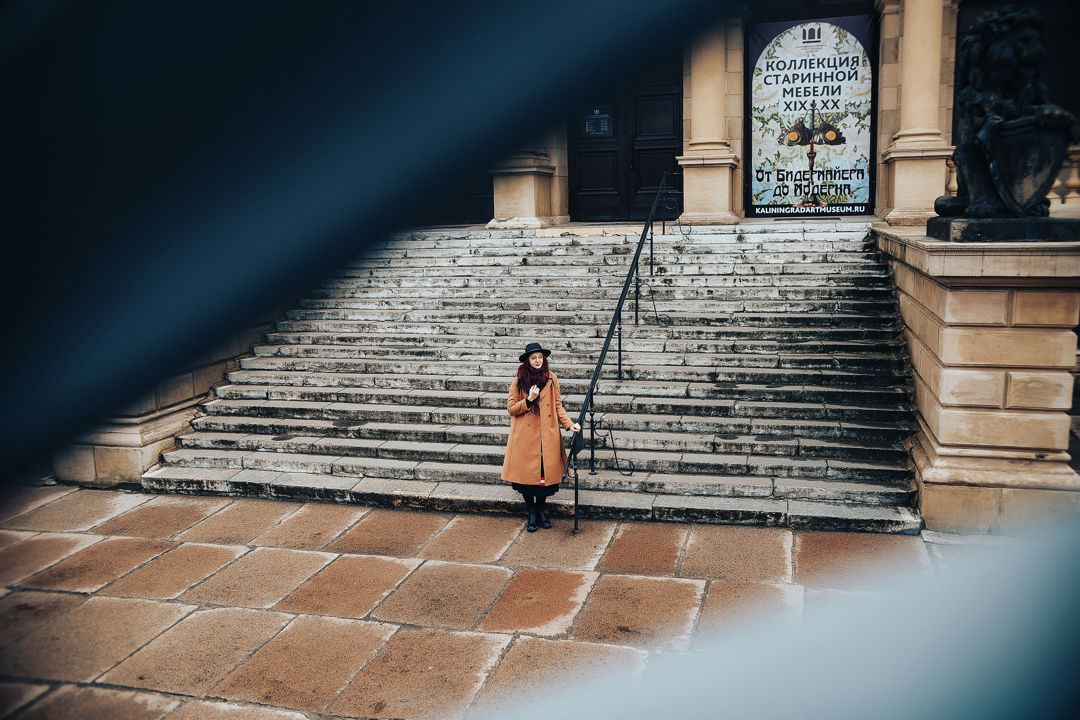 Уличная фотосессия в центре Калининграда | Профессиональный фотограф. Фотосъемка и видеосъемка в Калининграде Liveemotion.pro