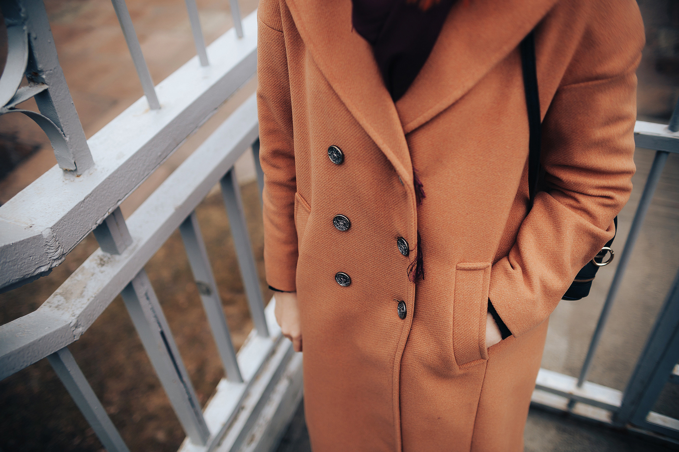 Уличная фотосессия в центре Калининграда | Профессиональный фотограф. Фотосъемка и видеосъемка в Калининграде Liveemotion.pro