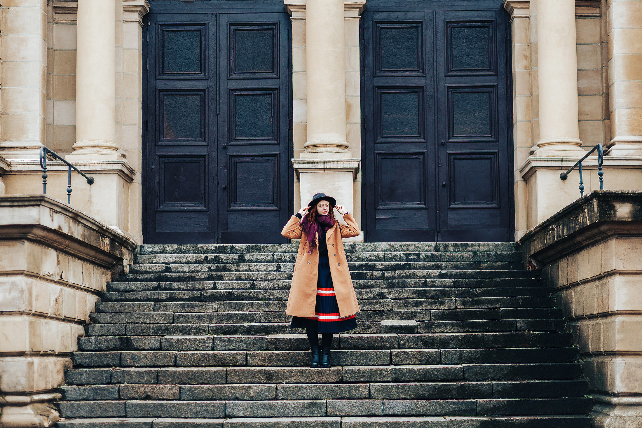 Уличная фотосессия в центре Калининграда | Профессиональный фотограф. Фотосъемка и видеосъемка в Калининграде Liveemotion.pro