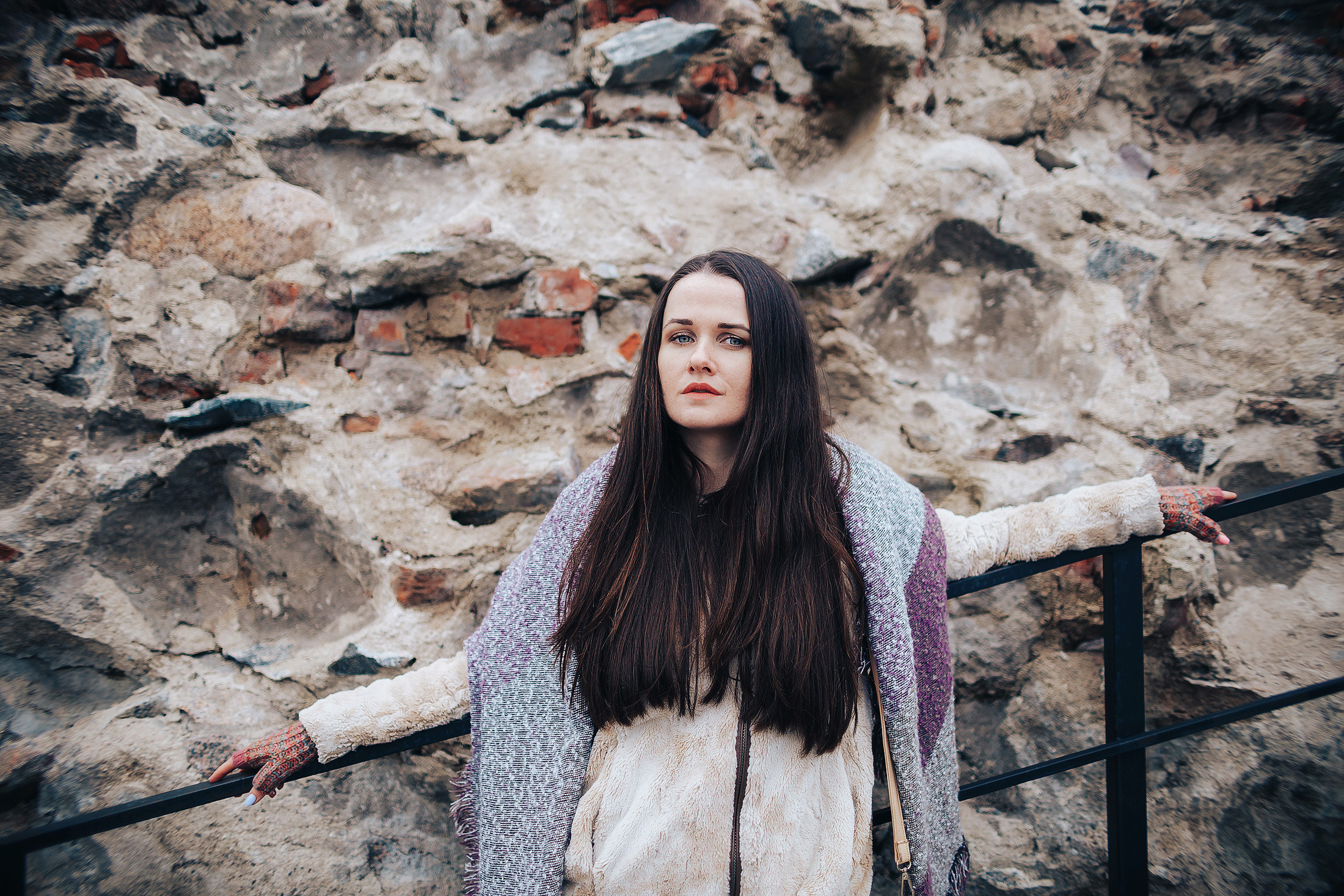 Фотосессия девушки в центре Калининграда | фотограф в Калининграде. Фотосъемка и видеосъемка в Калининграде Liveemotion.pro