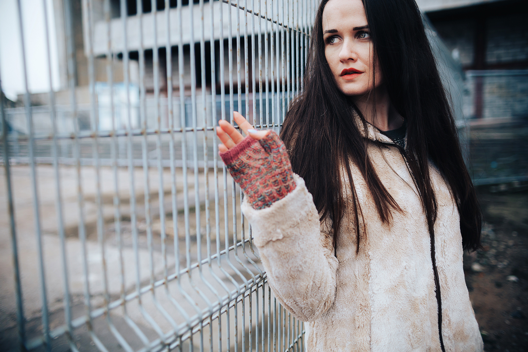 Фотосессия девушки в центре Калининграда | фотограф в Калининграде. Фотосъемка и видеосъемка в Калининграде Liveemotion.pro