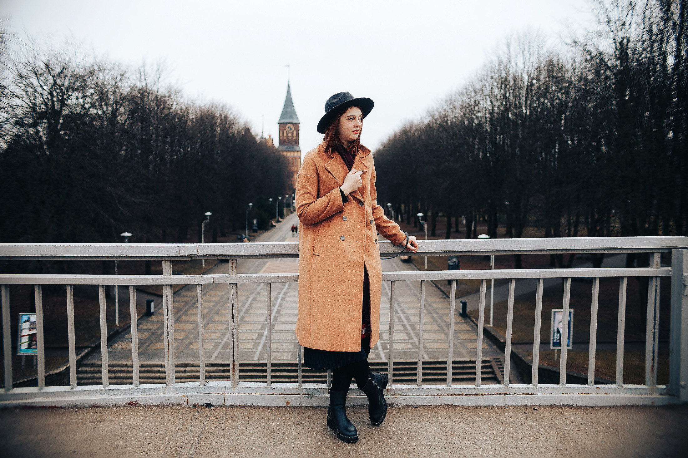 Уличная фотосессия в центре Калининграда | Профессиональный фотограф. Фотосъемка и видеосъемка в Калининграде Liveemotion.pro