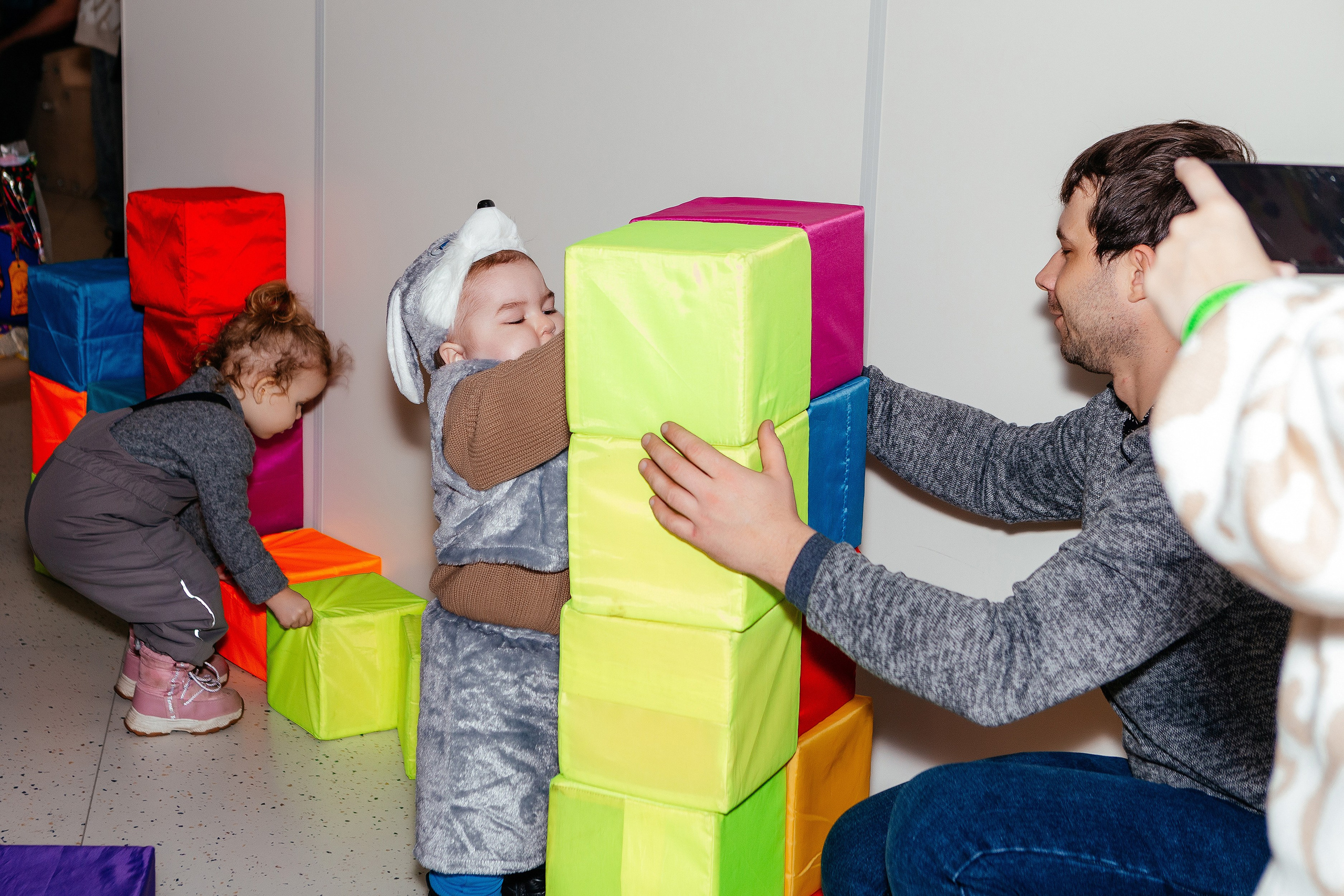 Благотворительный НГ. Фонд Завтра. Контент фотограф, съемка для маркетплейсов, фуд съемка и репортажи в Новосибирске Ралия Галеева