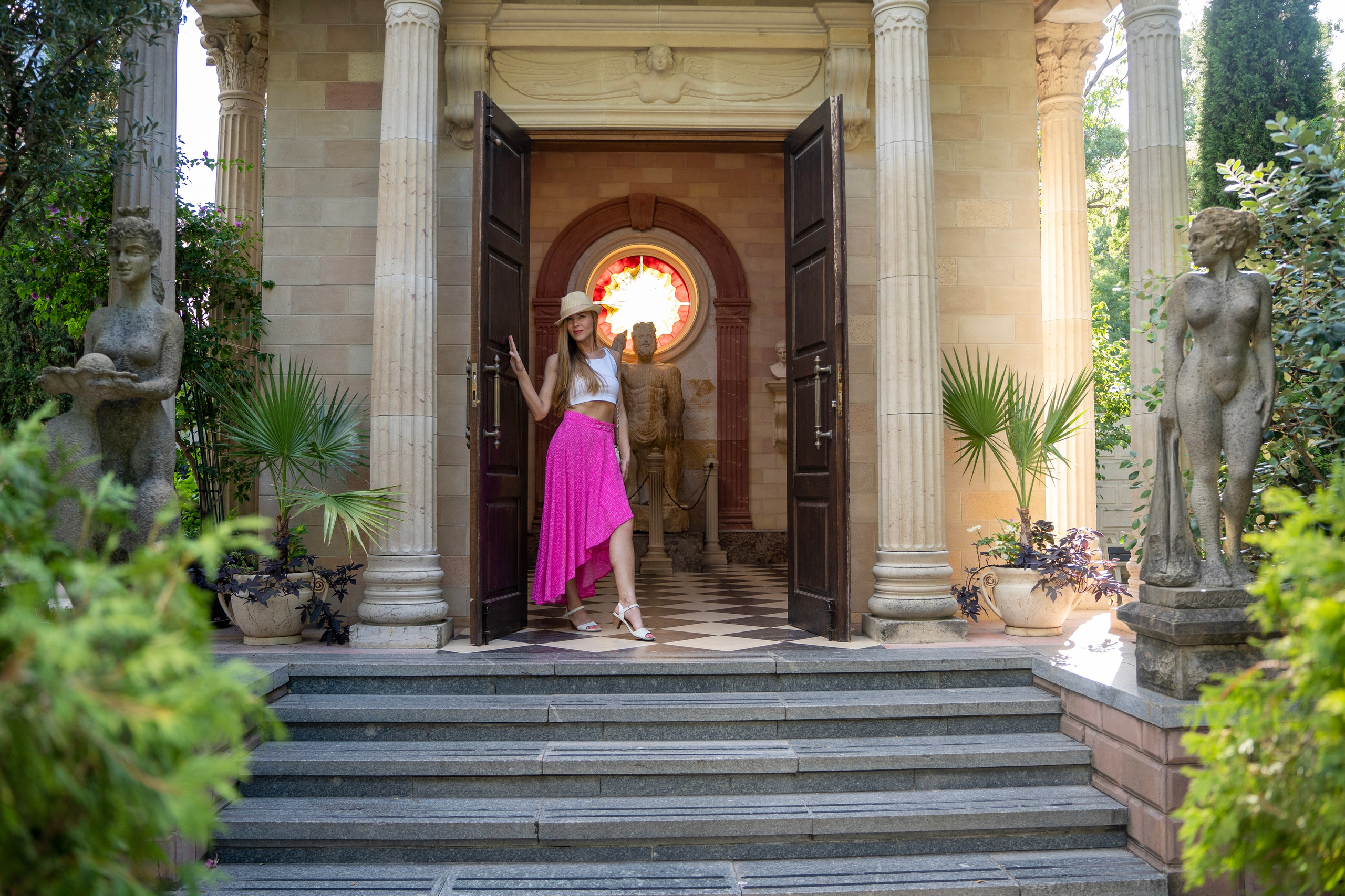 Летняя фотосессия в Старом Парке (Кабардинка). Семейный и детский фотограф Екатерина Черняева. Снимаю портреты, love story, фотопрогулки, работаю на улице, в кафе, студии, дома у клиента