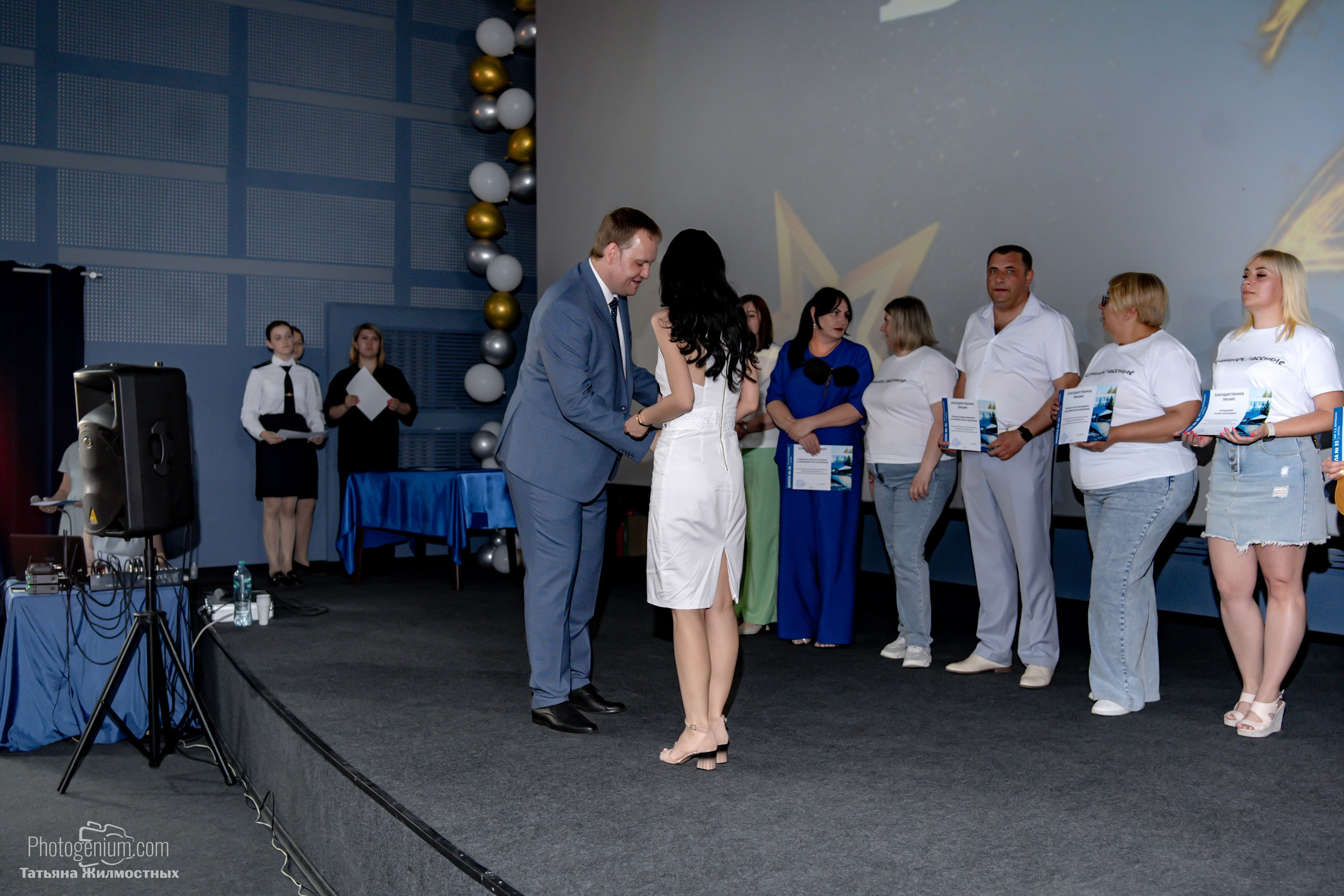 Выпускной 9"Д» класс школа № 35. Фотограф Нижний Новгород Татьяна Кейод