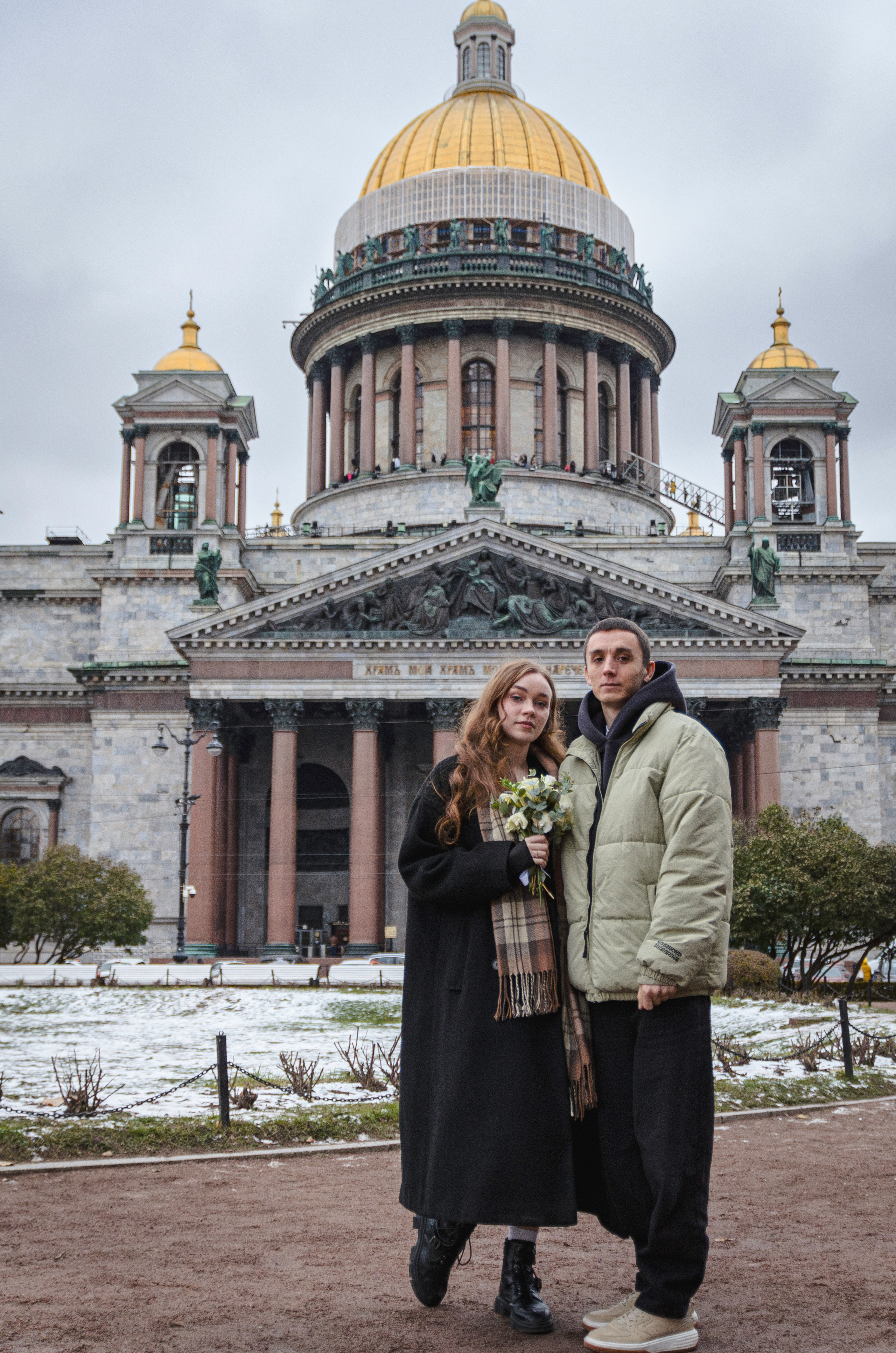 Репортажка в ЗАГСе росписи молодожёнов. Портретный и репортажный фотограф в Санкт-Петербурге