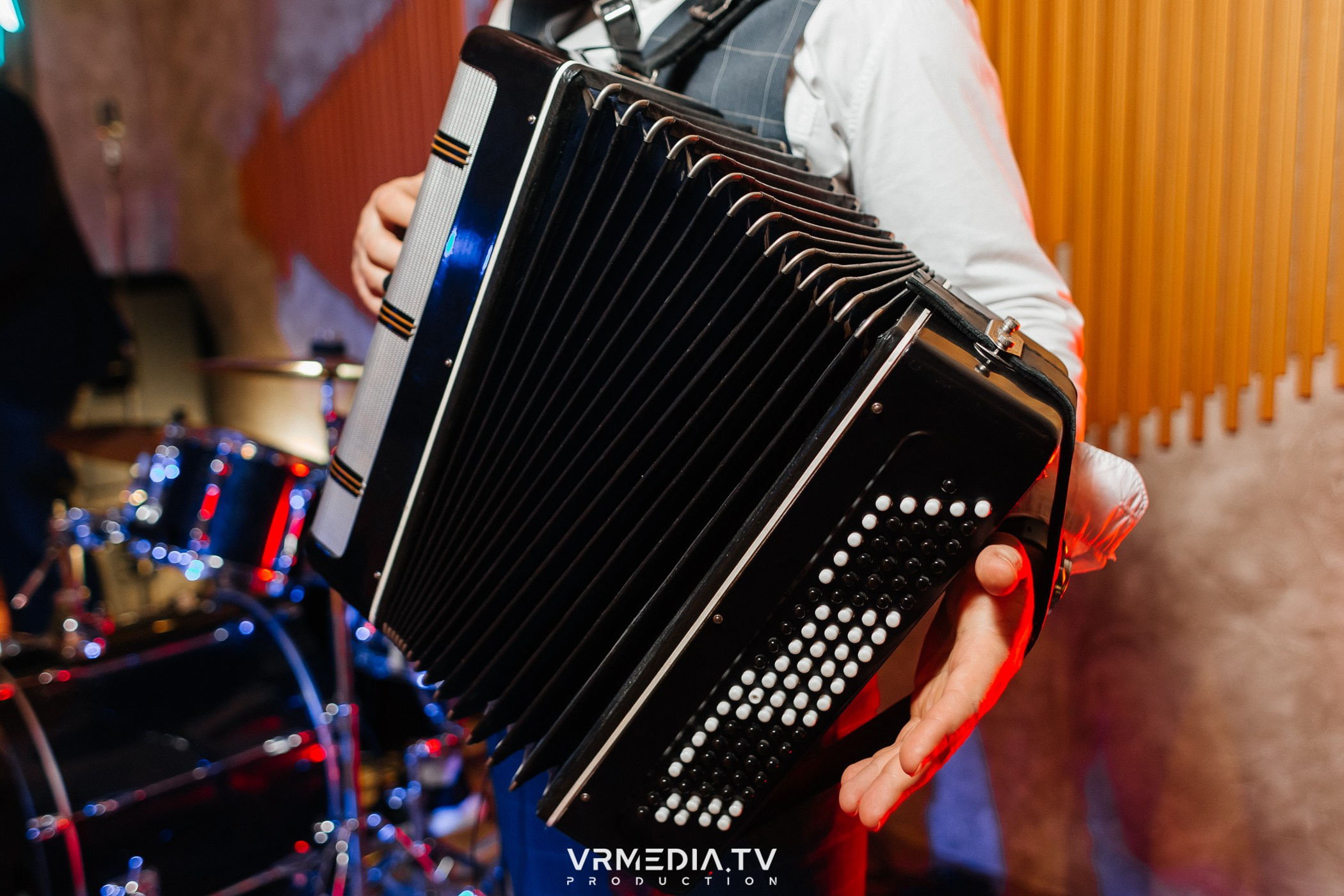 Открытие караоке-зала в «Империи»