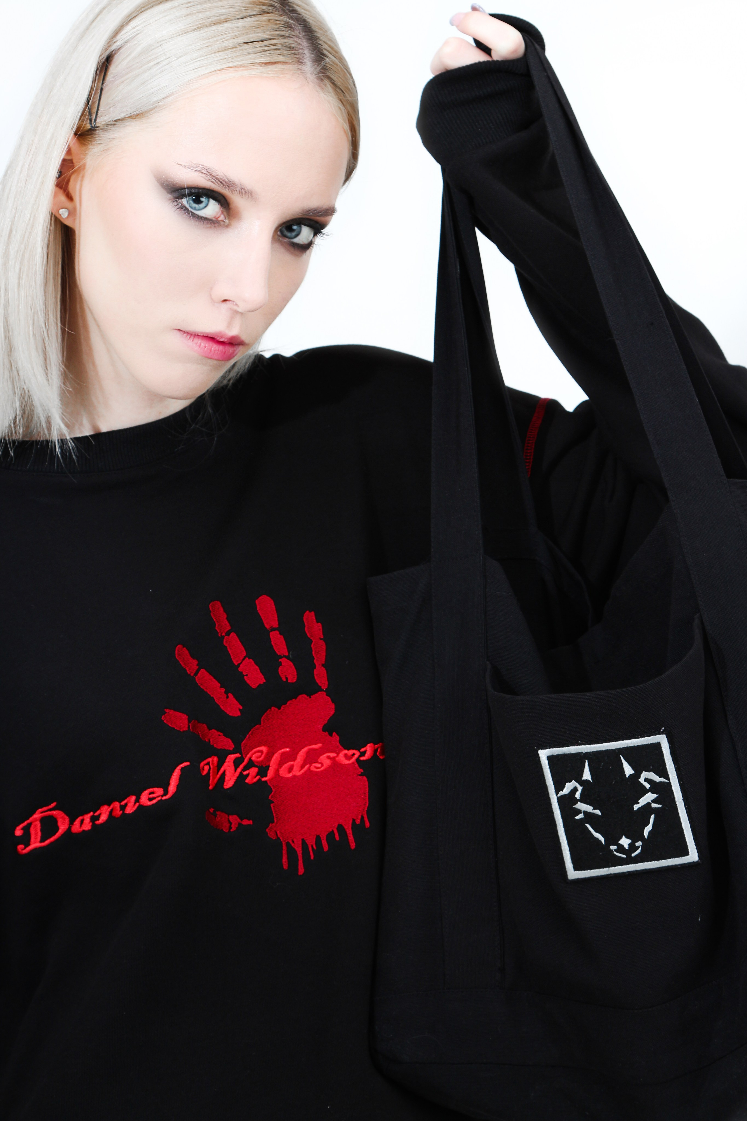 Одежда 2 студия. Алиса Томшина — Фотограф / Видеограф