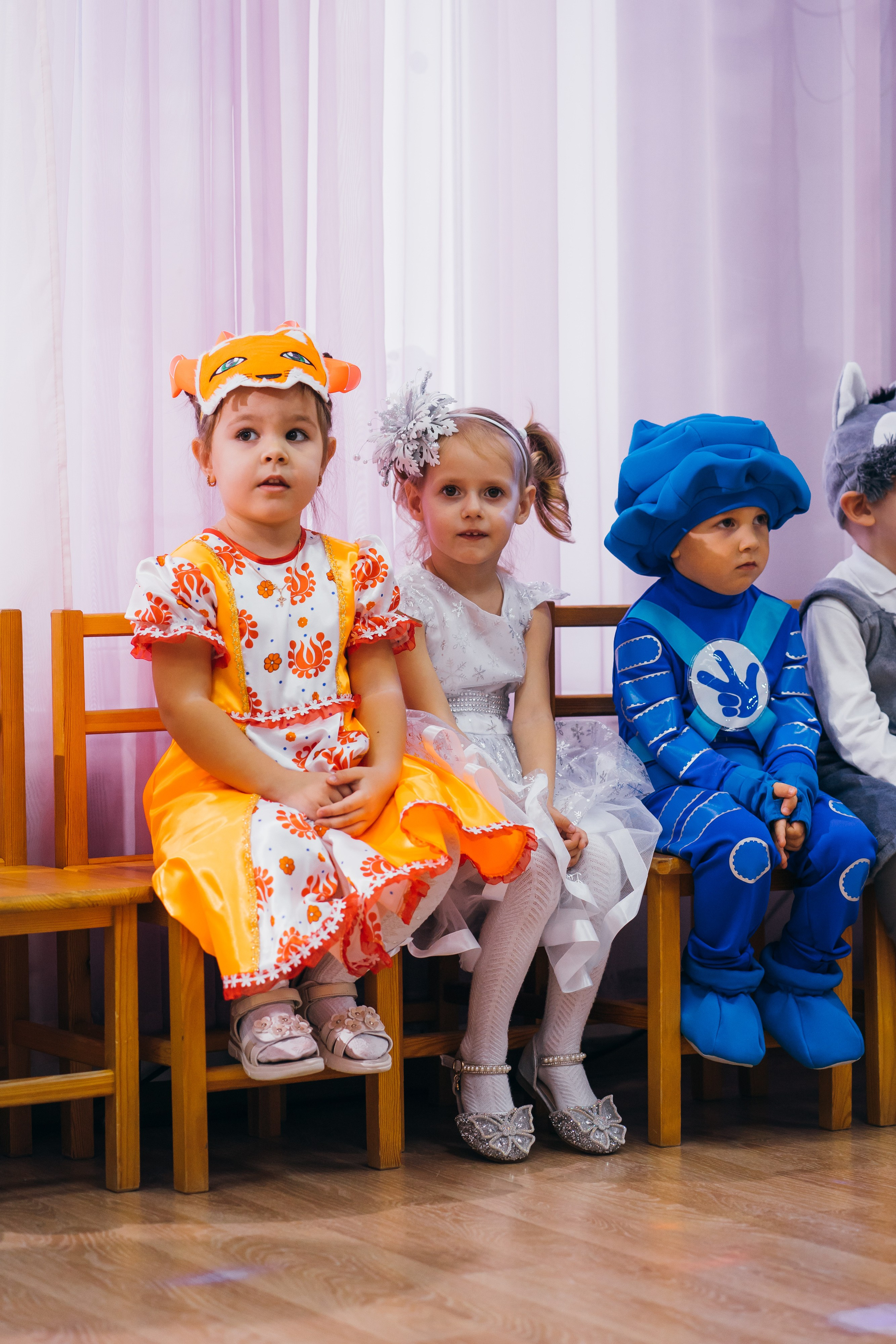 Новогодний утренник в детском саду. Профессиональный фотограф Геленджик, Новоросийск Виктория Цейс