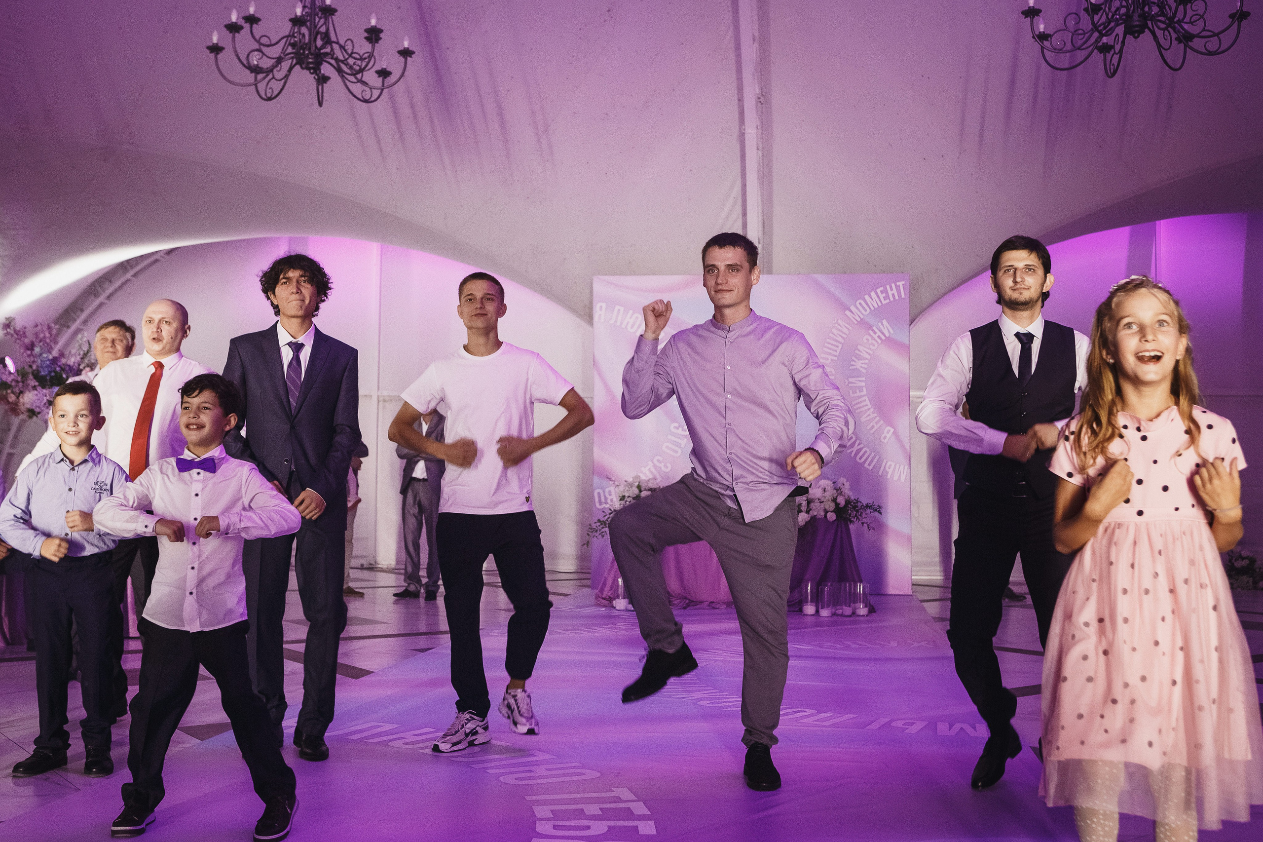 Романтические свадебные моменты Кирилла и Юли в Голден Хорс Таганрог. Свадебный и семейный фотограф в Таганроге Бакарюк Антон