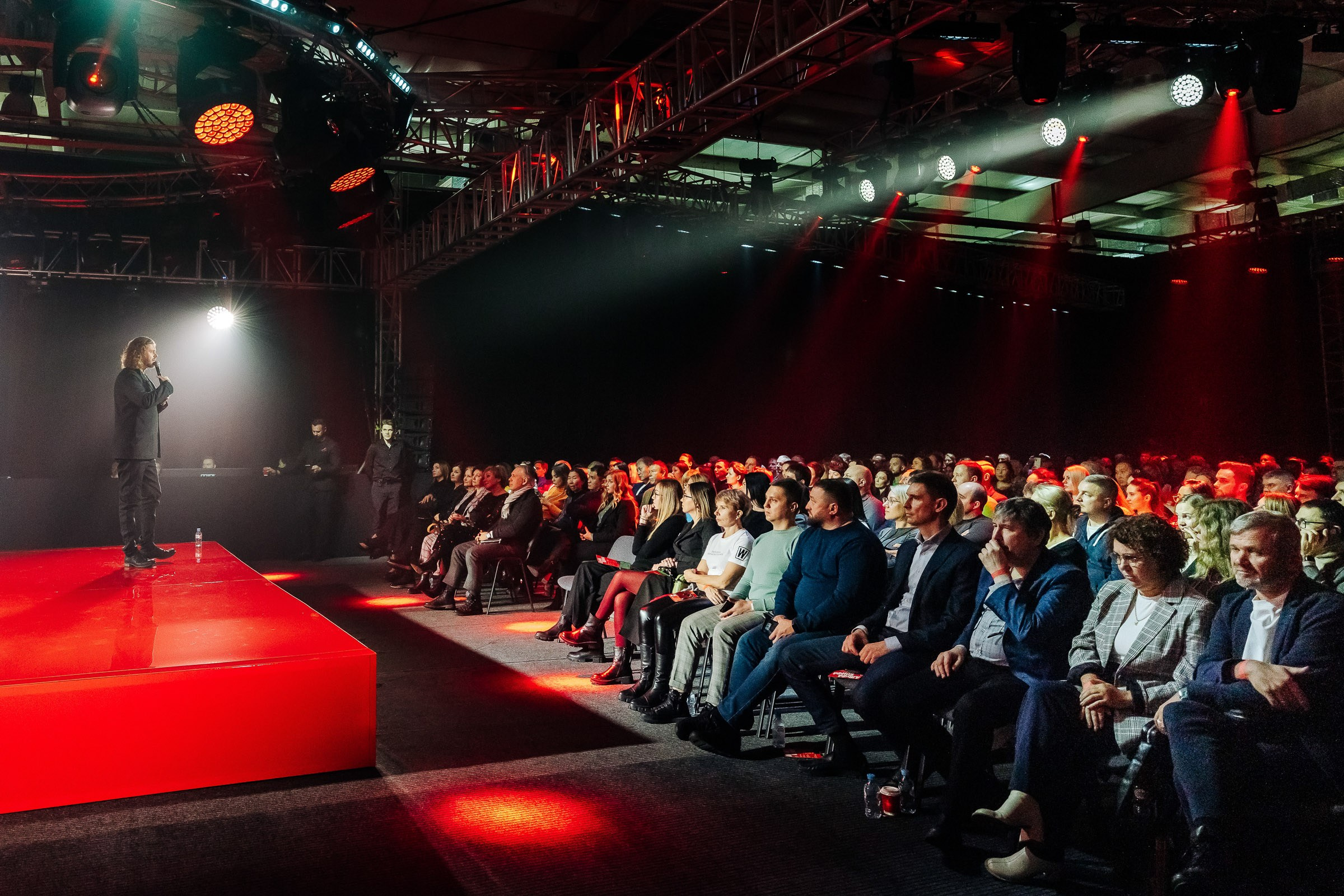 Альфа Конфа. Кадровик продакшн: Фото и видеосъемка форумов, конференций, масштабных событий в Иркутске