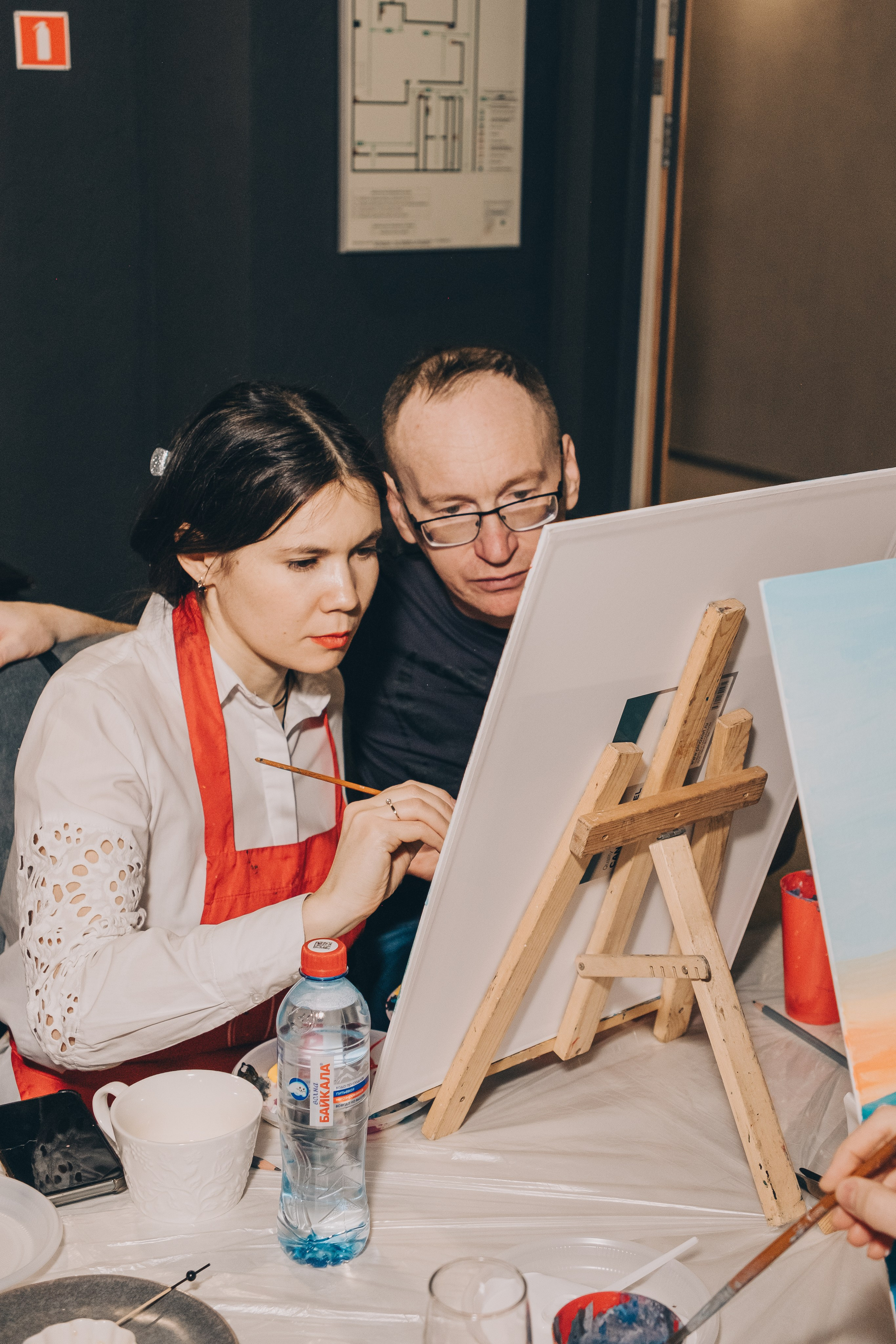 Без бокала — нет шагала. Фотограф в Иркутске Анна Мирошникова