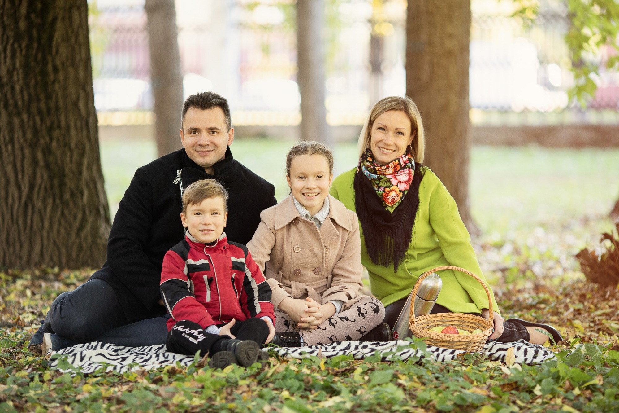 Семейные. Фотоателье и полиграфия | Красивые фотосессии, сувениры с фото | Ремонт смартфонов, ноутбуков и техники в Коломне Zinovyev Team