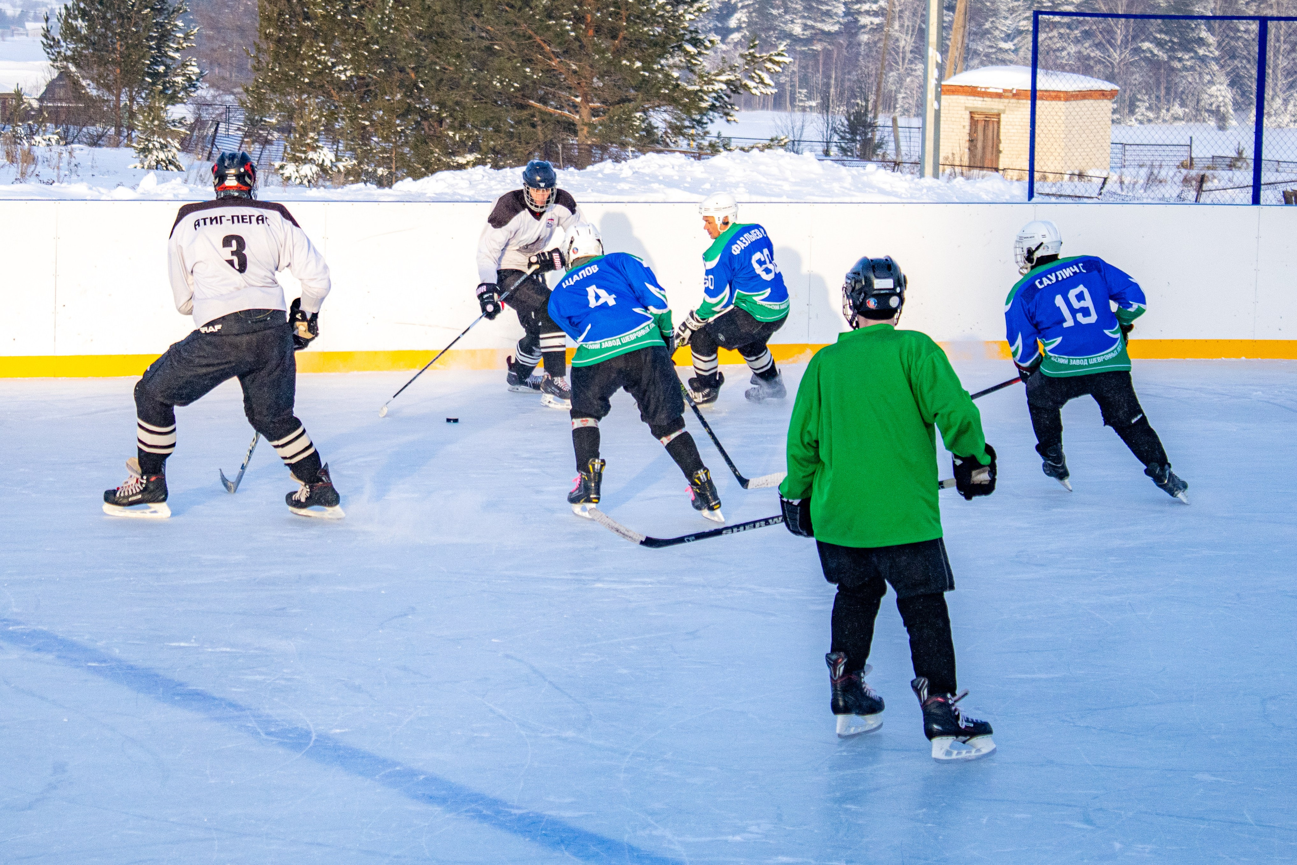 Хоккей г.п Атиг-г.п Дружинино