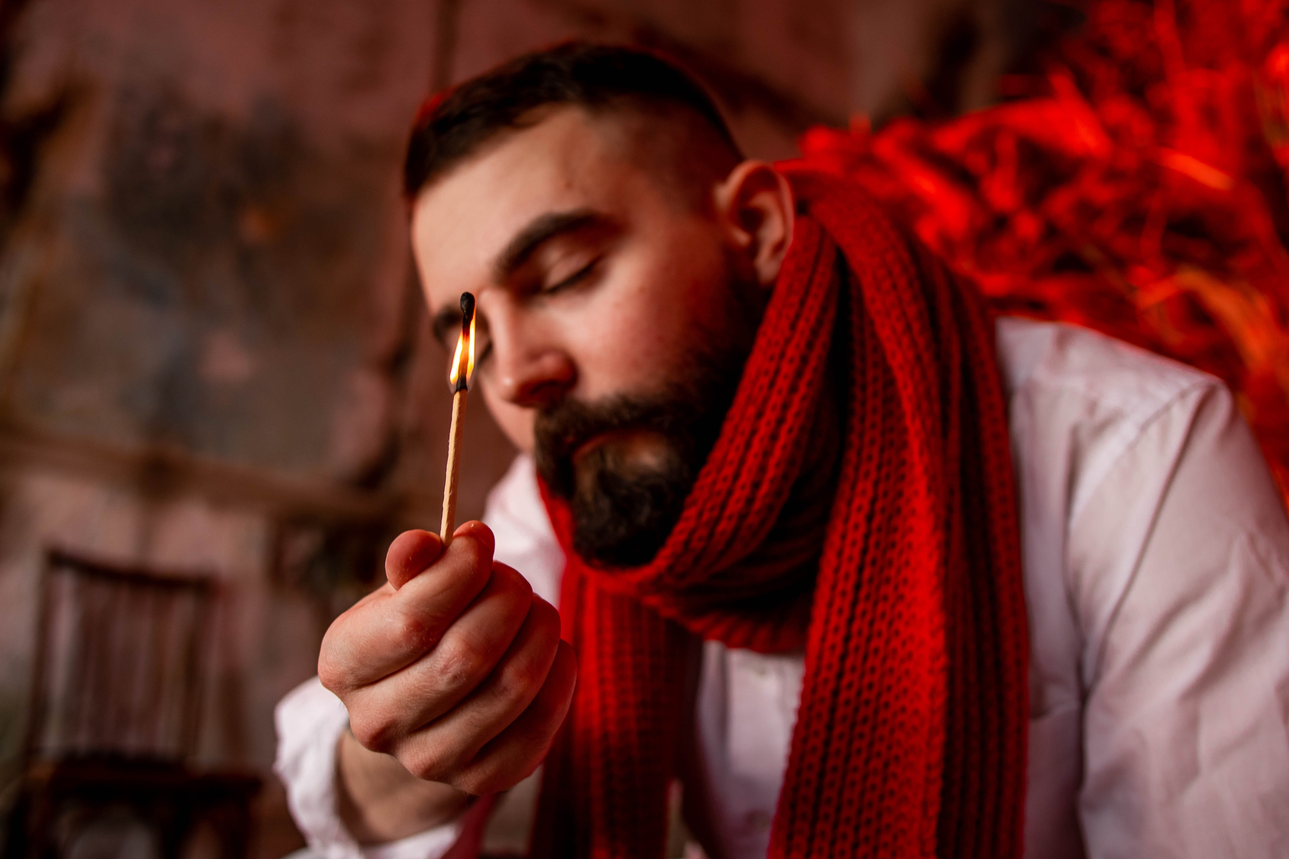 Red flags and long nights. Лиза, ваш портретный и репортажный фотограф в Ульяновске!