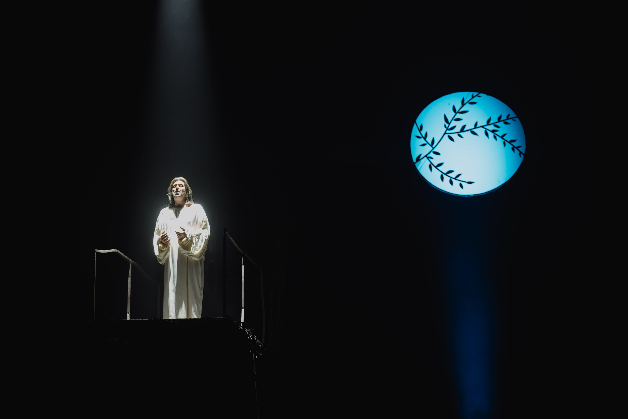 Театр Моссовета: Иисус Христос — Суперзвезда — 33 года на сцене. Сайт фотографа Сергея Абрамова