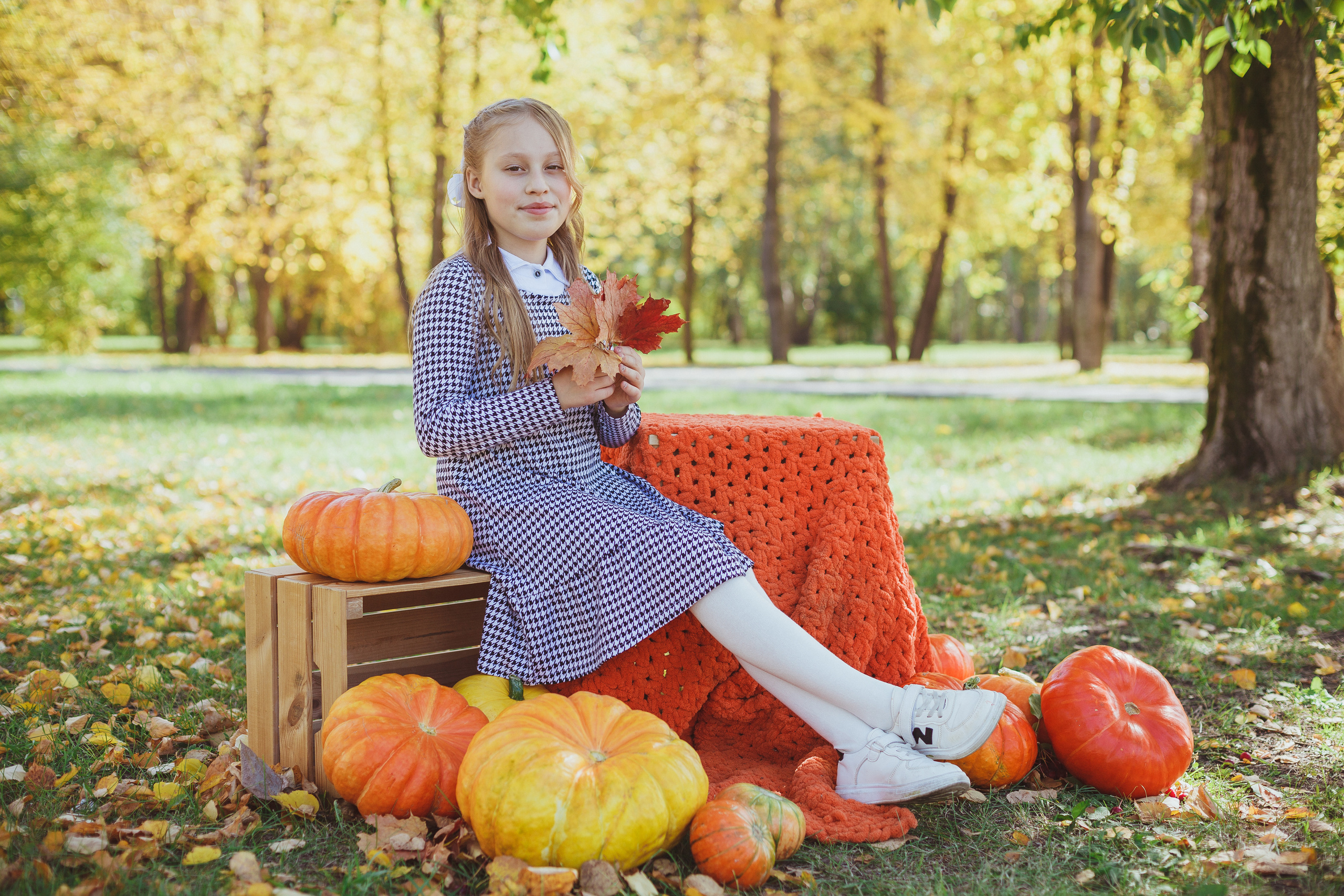 Школьная фотосессия на 31 августа. 1,2,3 сентября. Портреты детей 4-6 штук. Групповые общие 2-5 шт. Цена 450р. (1). Семейный и детский фотограф в Сухом Логу Ольга Кайгородова
