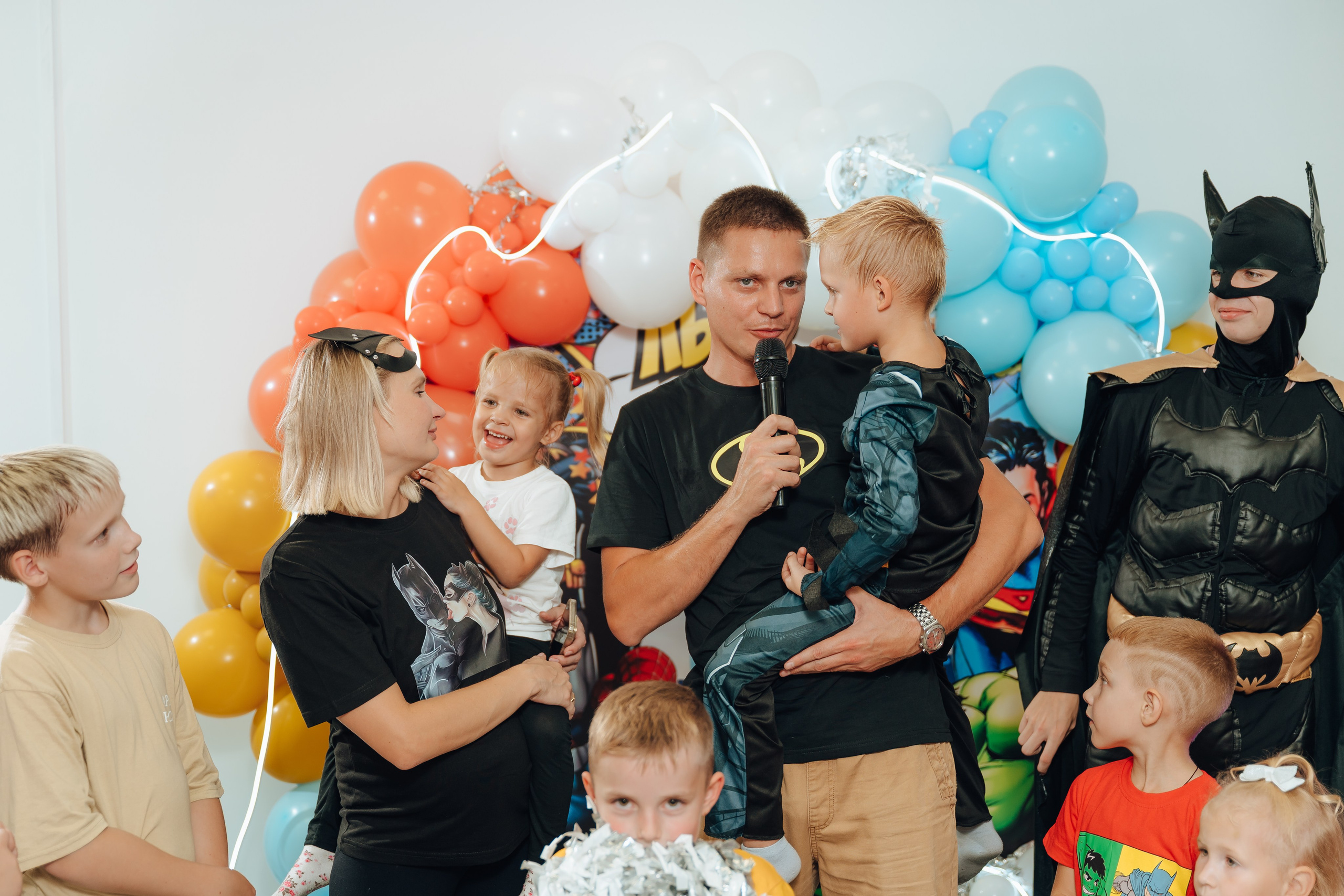 Праздник Льва в Мультифокс. Детский и семейный фотограф Катерина Мишина
