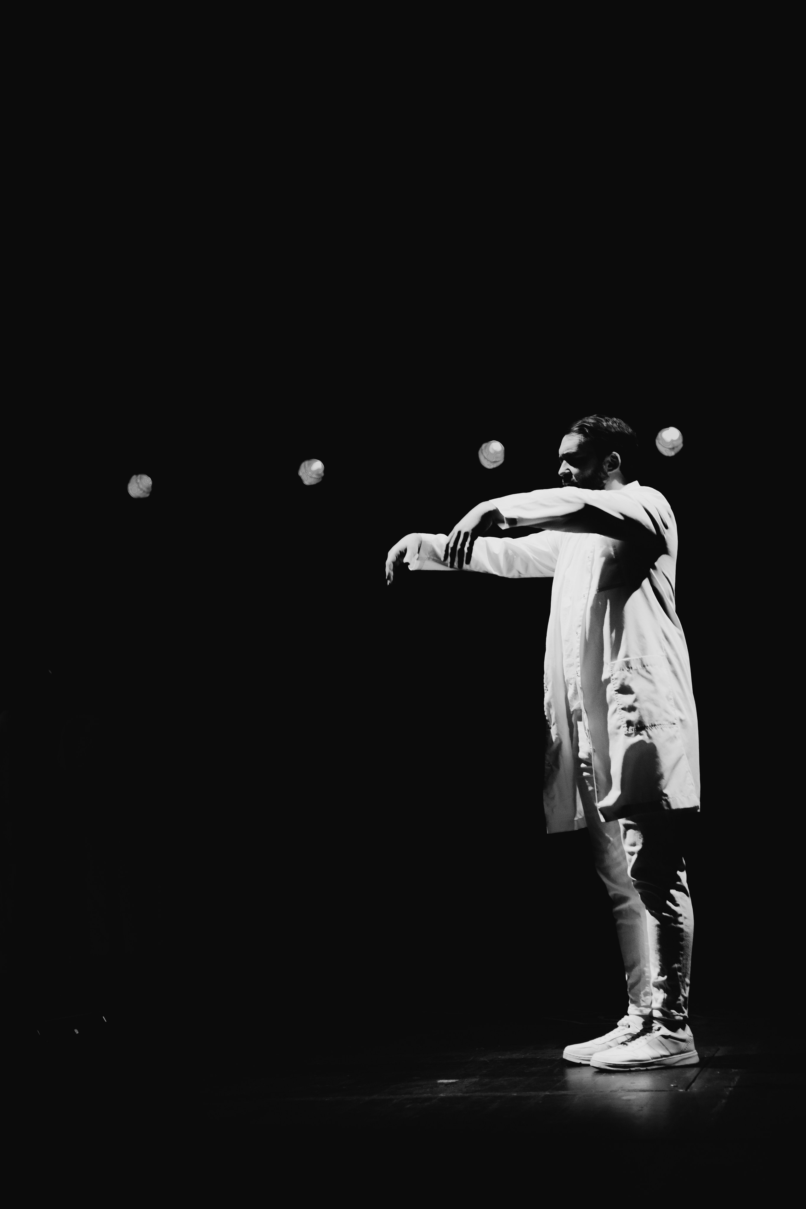 ATTAQUE DE PANIQUE. Réflexion. RUSLAN ROZANOV