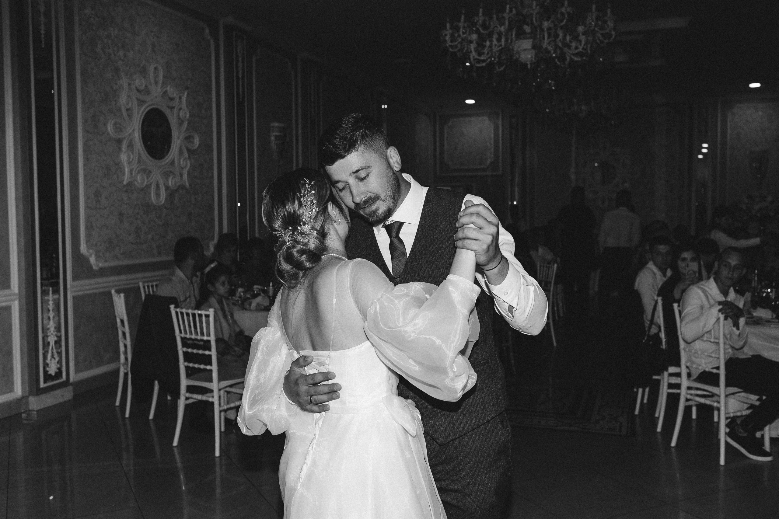 Эвелина и Шевкет. Свадебный фотограф Мироманов Николай в Крыму