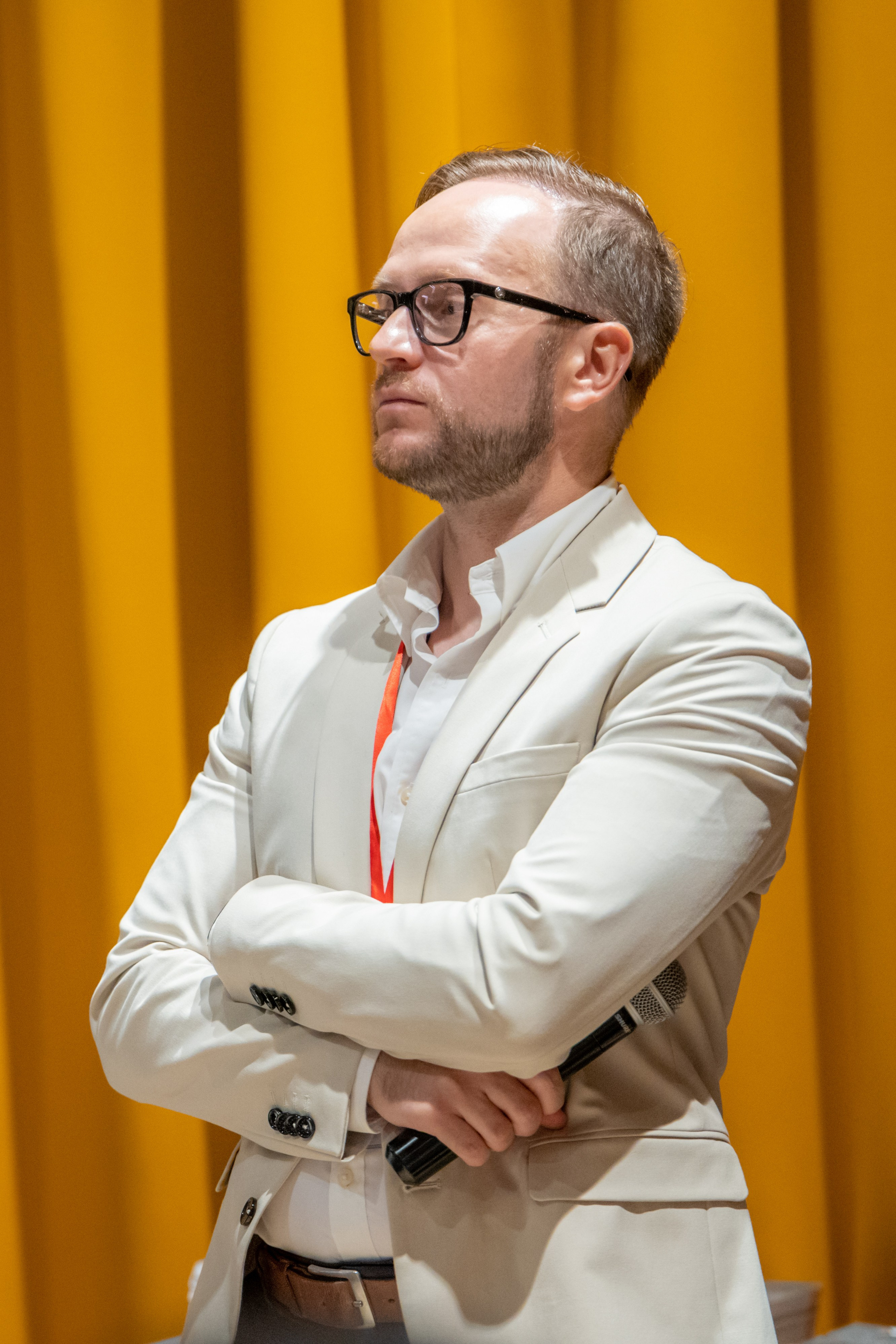 Судебная экспертиза. Аверта групп. Репортажный и интерьерный фотограф Александра Солдатова