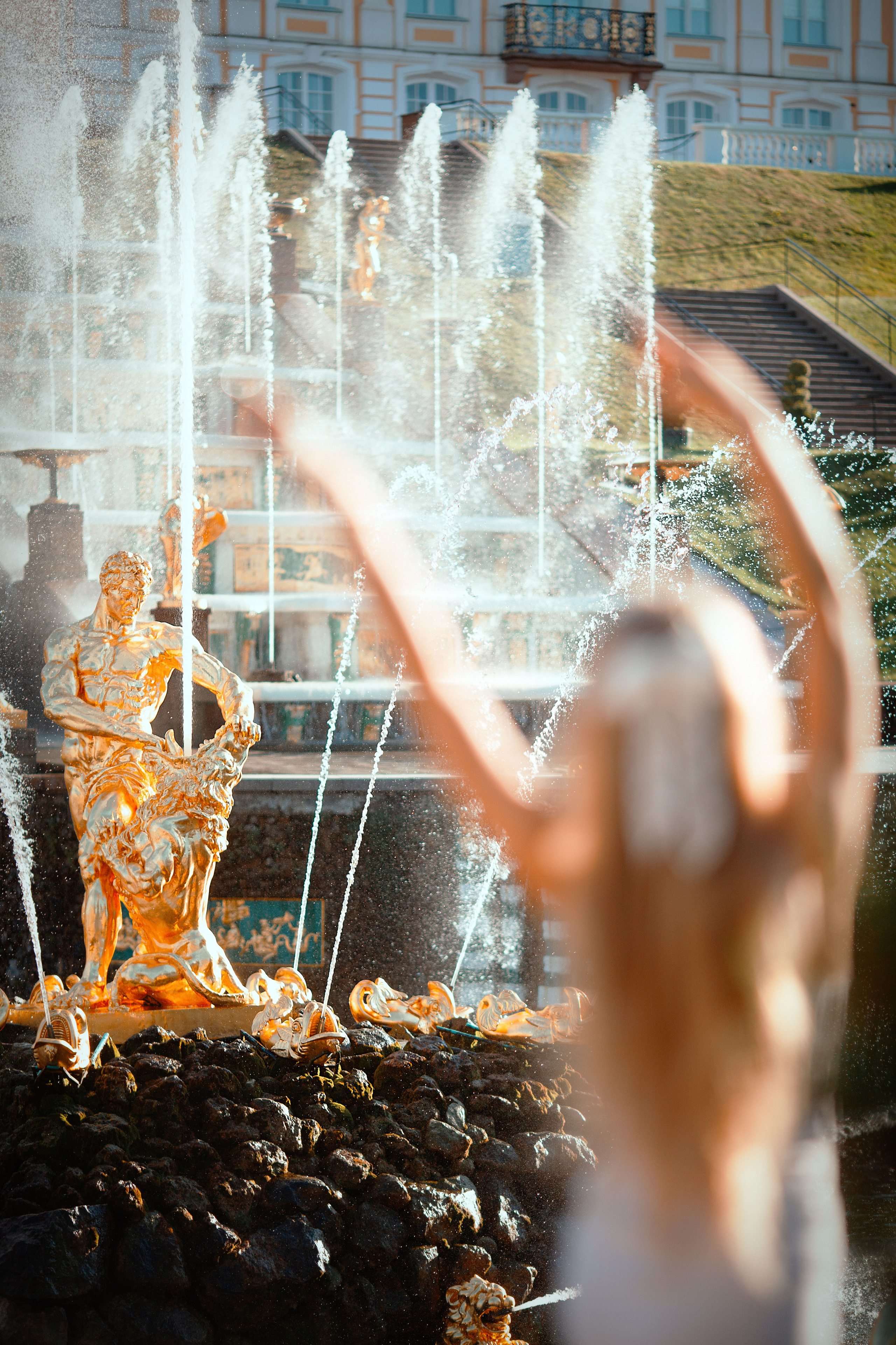 Блондинка в Петергофе. Детский и семейный фотограф Екатерина Васильева