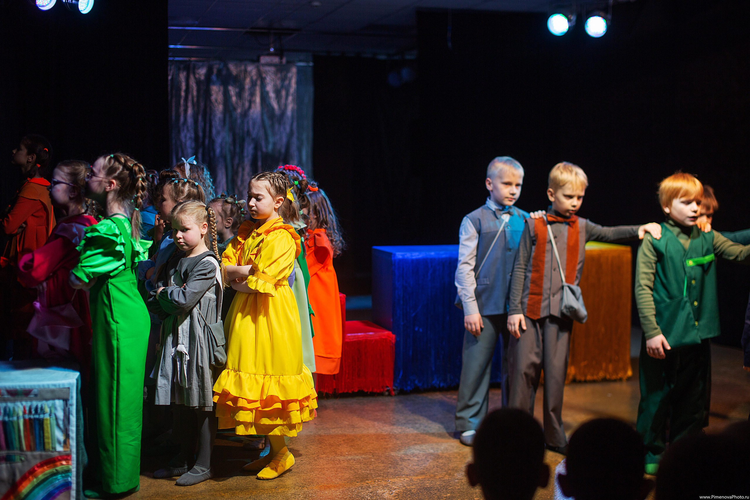 Карандаши «Театрум» ДТЦ, февраль. Семейный и детский фотограф в Петрозаводске