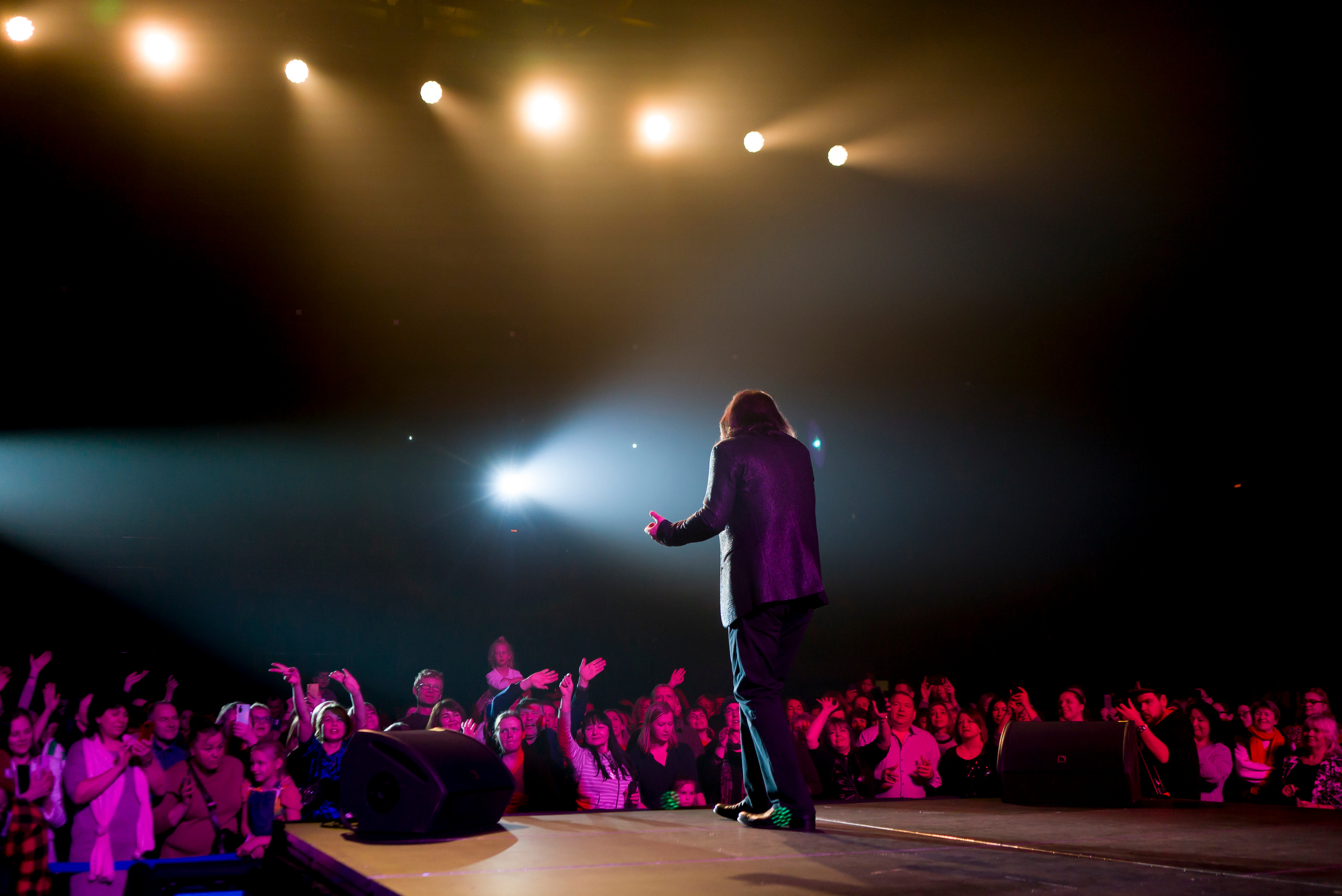 Концерт Булановой и Корнелюка для клиентов «Ленремонта». Фотограф в Санкт-Петербурге. Репортажная и все съёмки для бизнеса