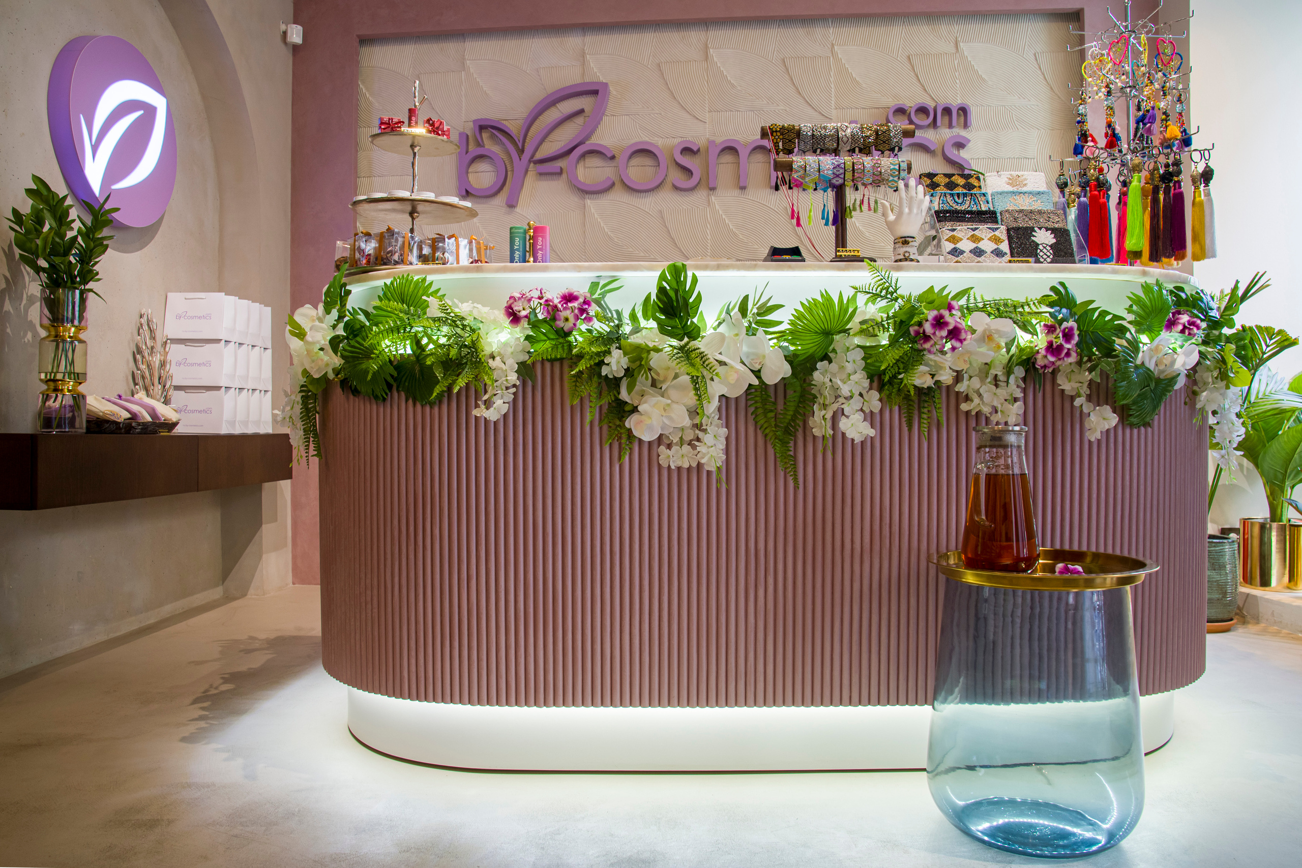 ByCosmetics. Бутик косметики острова Бали. Фотограф в Санкт-Петербурге. Репортажная и все съёмки для бизнеса