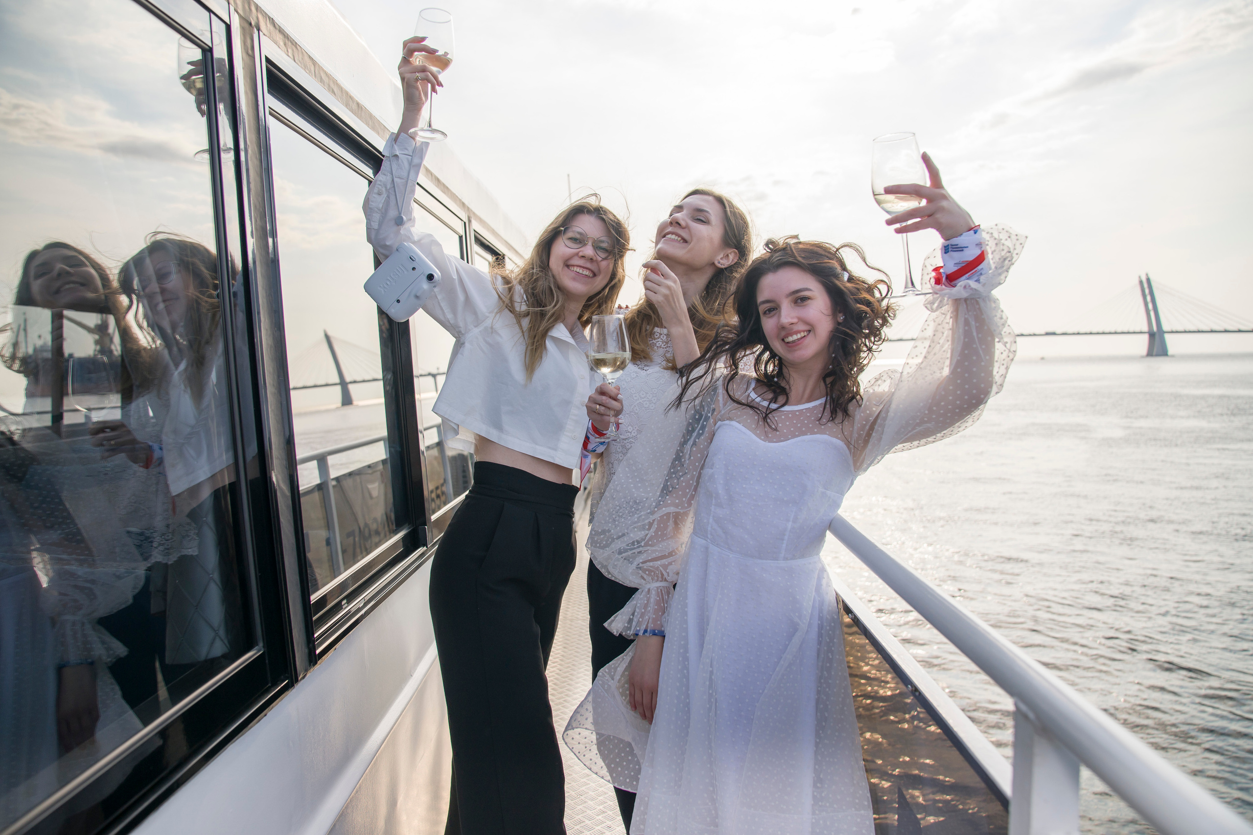 Корпоратив НПО на теплоходе. Фотограф в Санкт-Петербурге. Репортажная и все съёмки для бизнеса