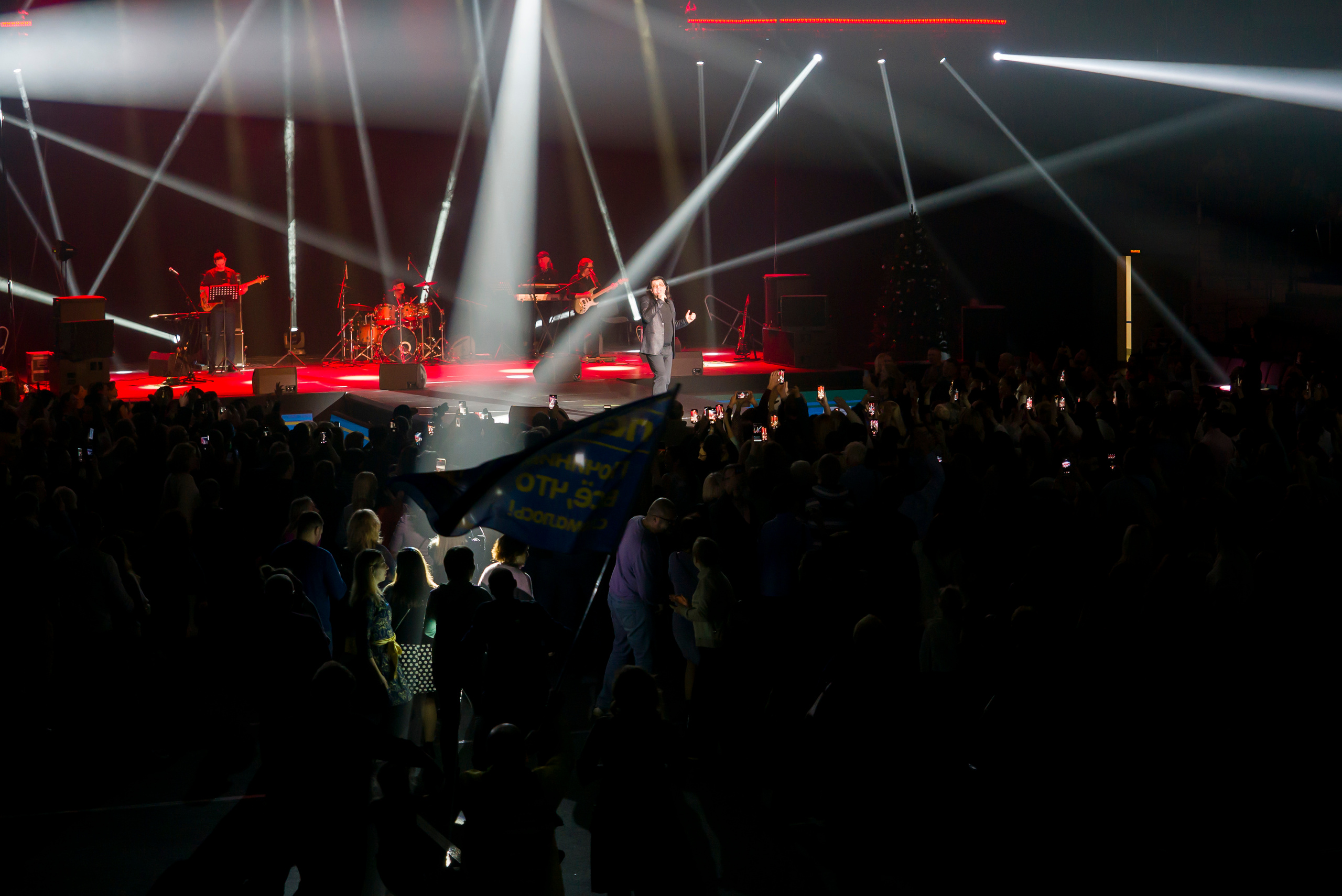 Концерт Булановой и Корнелюка для клиентов «Ленремонта». Фотограф в Санкт-Петербурге. Репортажная и все съёмки для бизнеса