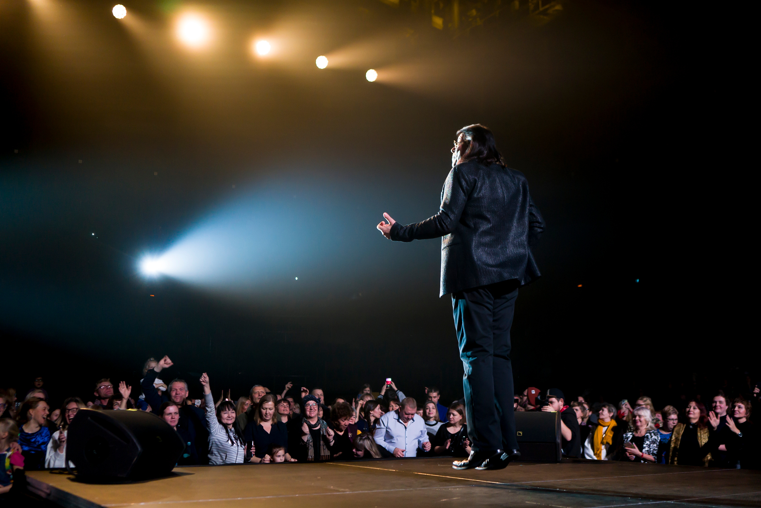 Концерт Булановой и Корнелюка для клиентов «Ленремонта». Фотограф в Санкт-Петербурге. Репортажная и все съёмки для бизнеса