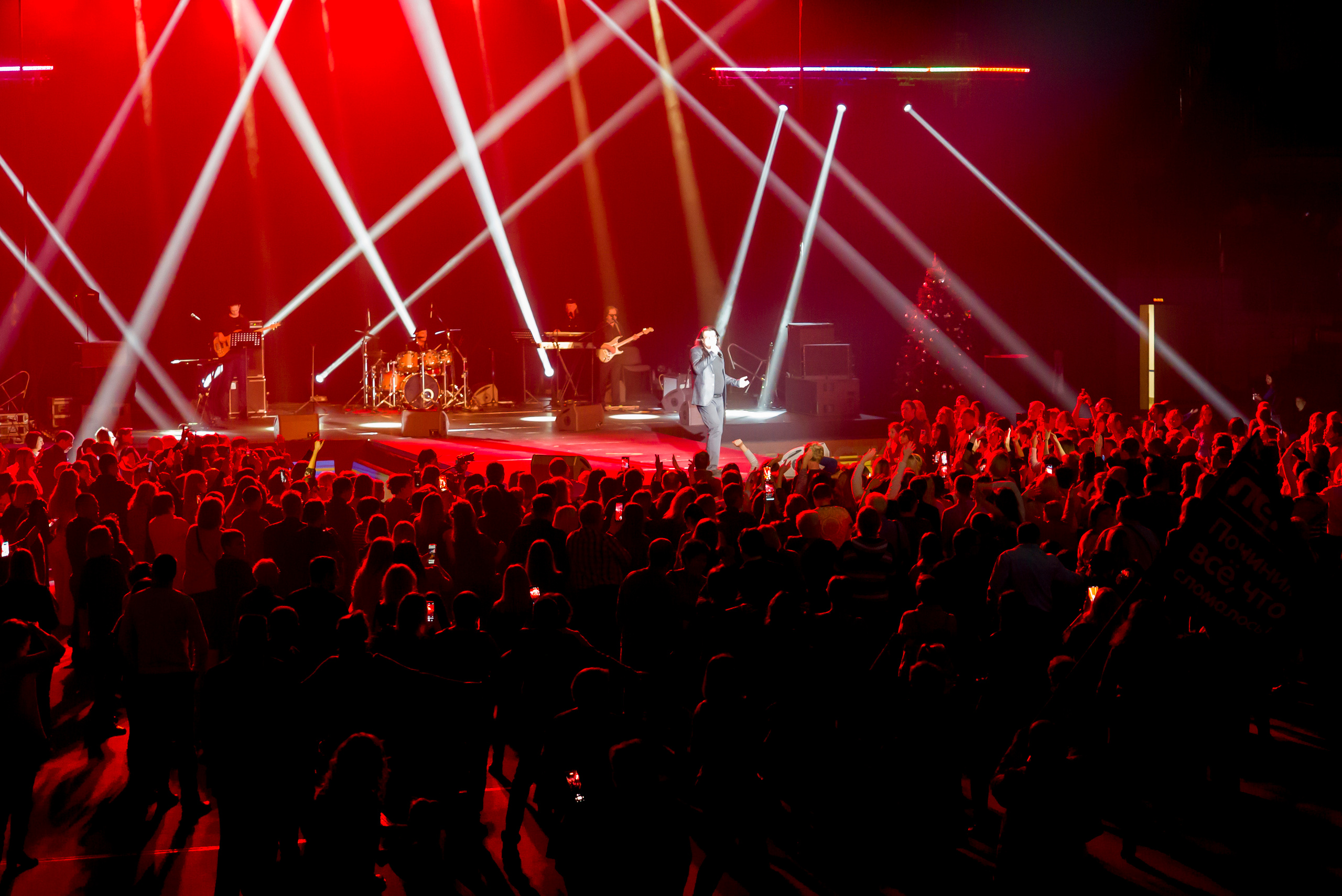 Концерт Булановой и Корнелюка для клиентов «Ленремонта». Фотограф в Санкт-Петербурге. Репортажная и все съёмки для бизнеса