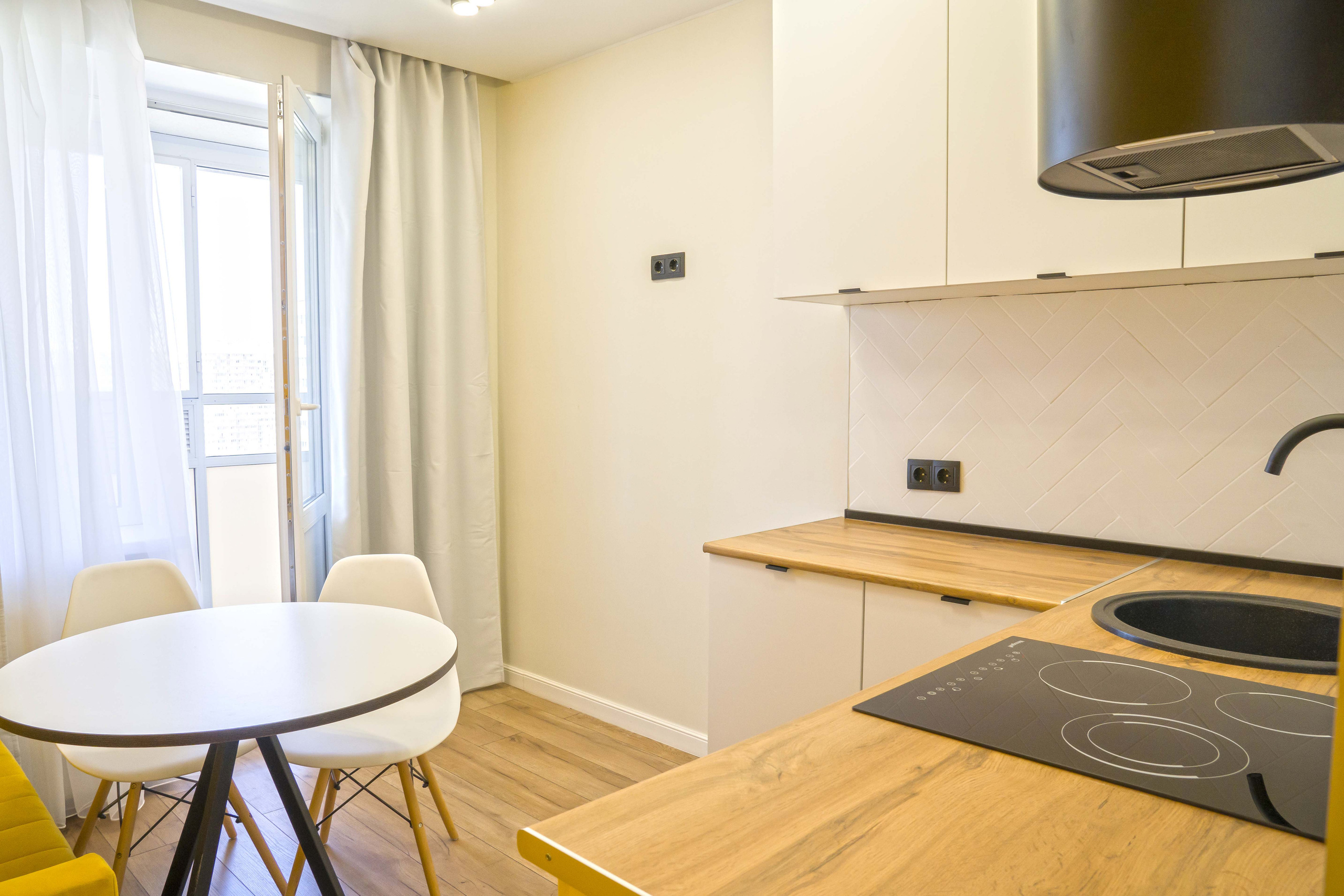 Апартаменты на Екатерининской. Фотограф в Санкт-Петербурге. Репортажная и все съёмки для бизнеса