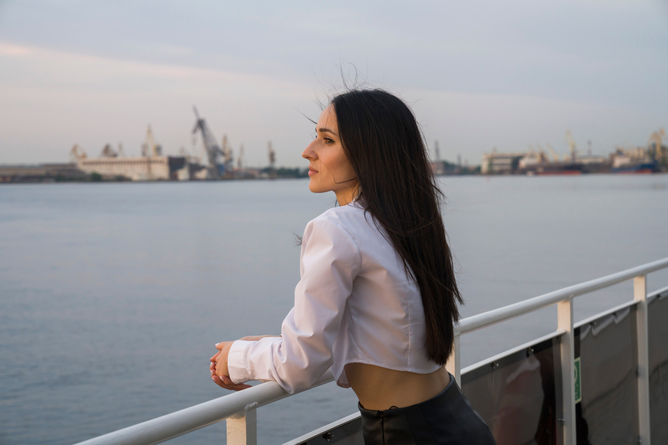 Корпоратив НПО на теплоходе. Фотограф в Санкт-Петербурге. Репортажная и все съёмки для бизнеса