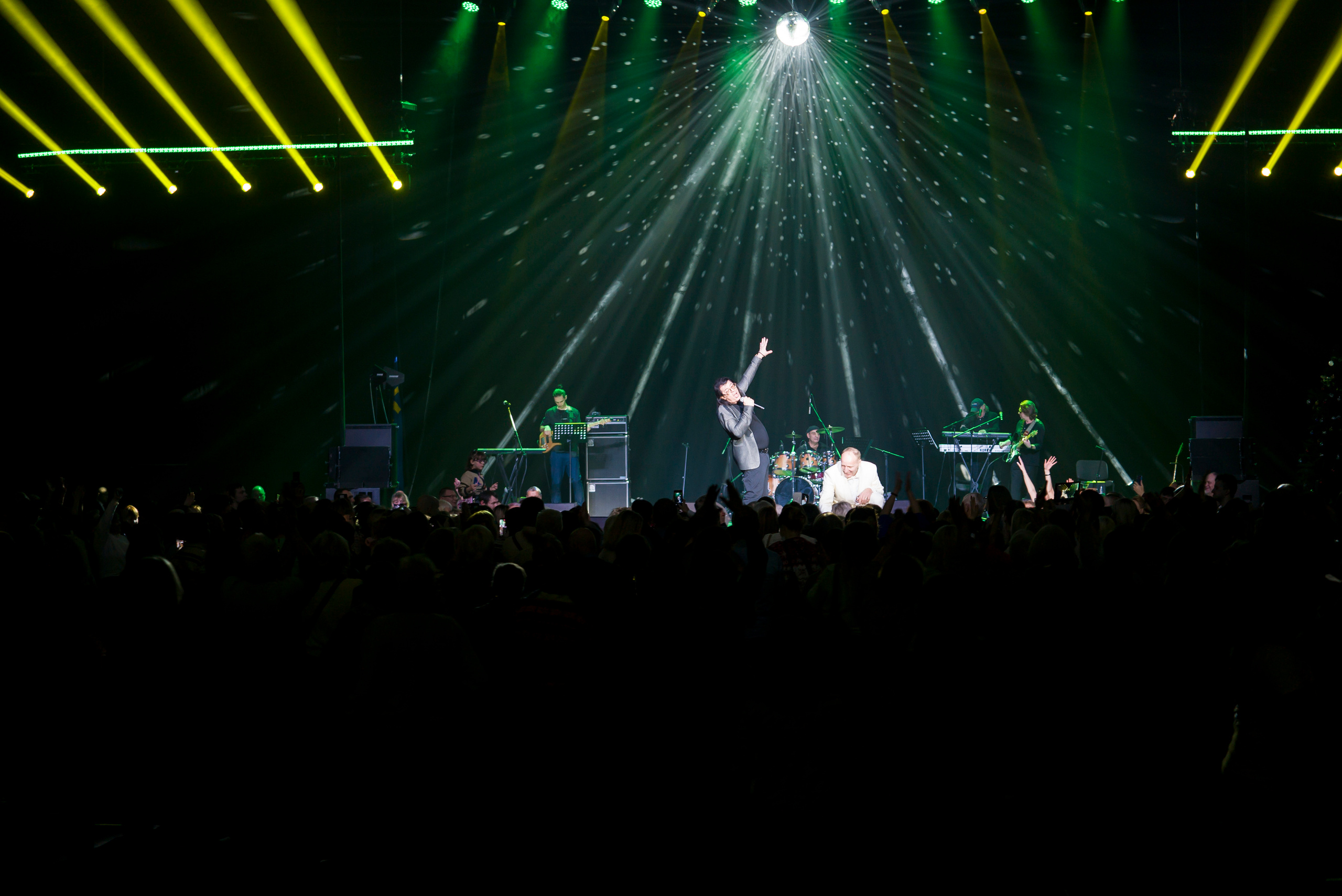 Концерт Булановой и Корнелюка для клиентов «Ленремонта». Фотограф в Санкт-Петербурге. Репортажная и все съёмки для бизнеса