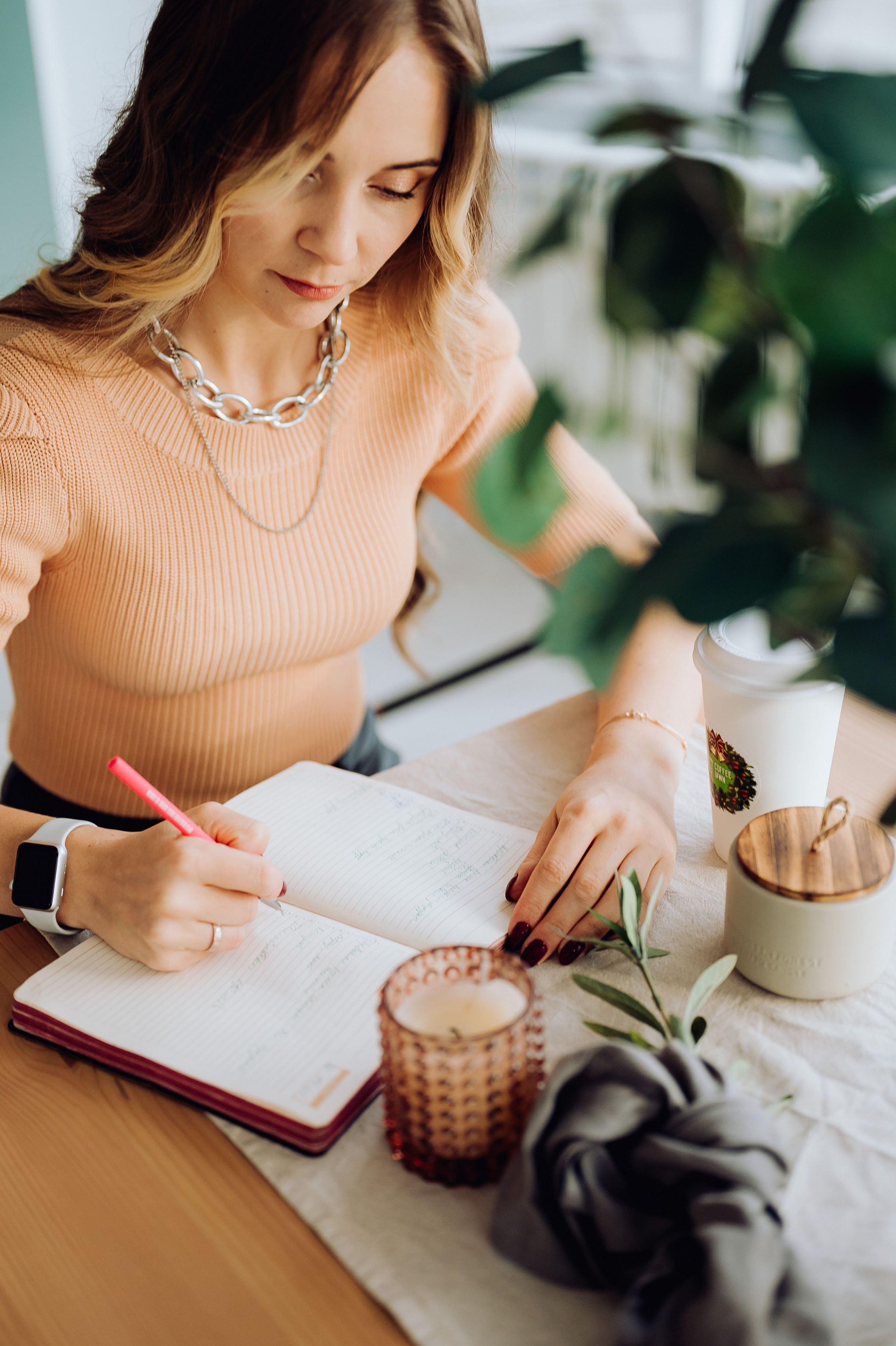 Контен-съемка для нумеролога. Свадебный и семейный фотограф в Красноярске Анна Туз