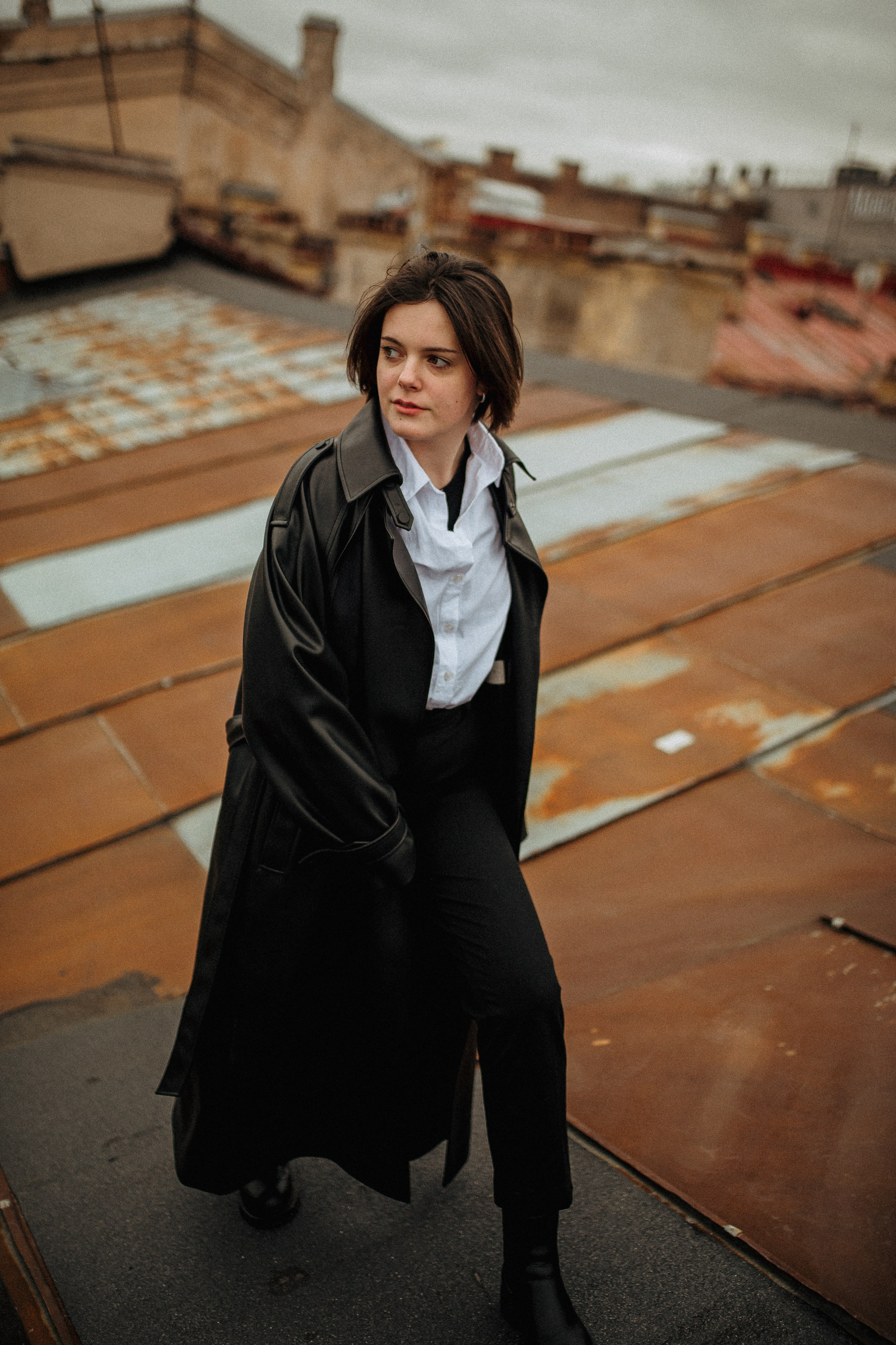 Анна на крышах Питера. Семейный и Свадебный фотограф в Санкт-Петербурге Плохая Екатерина