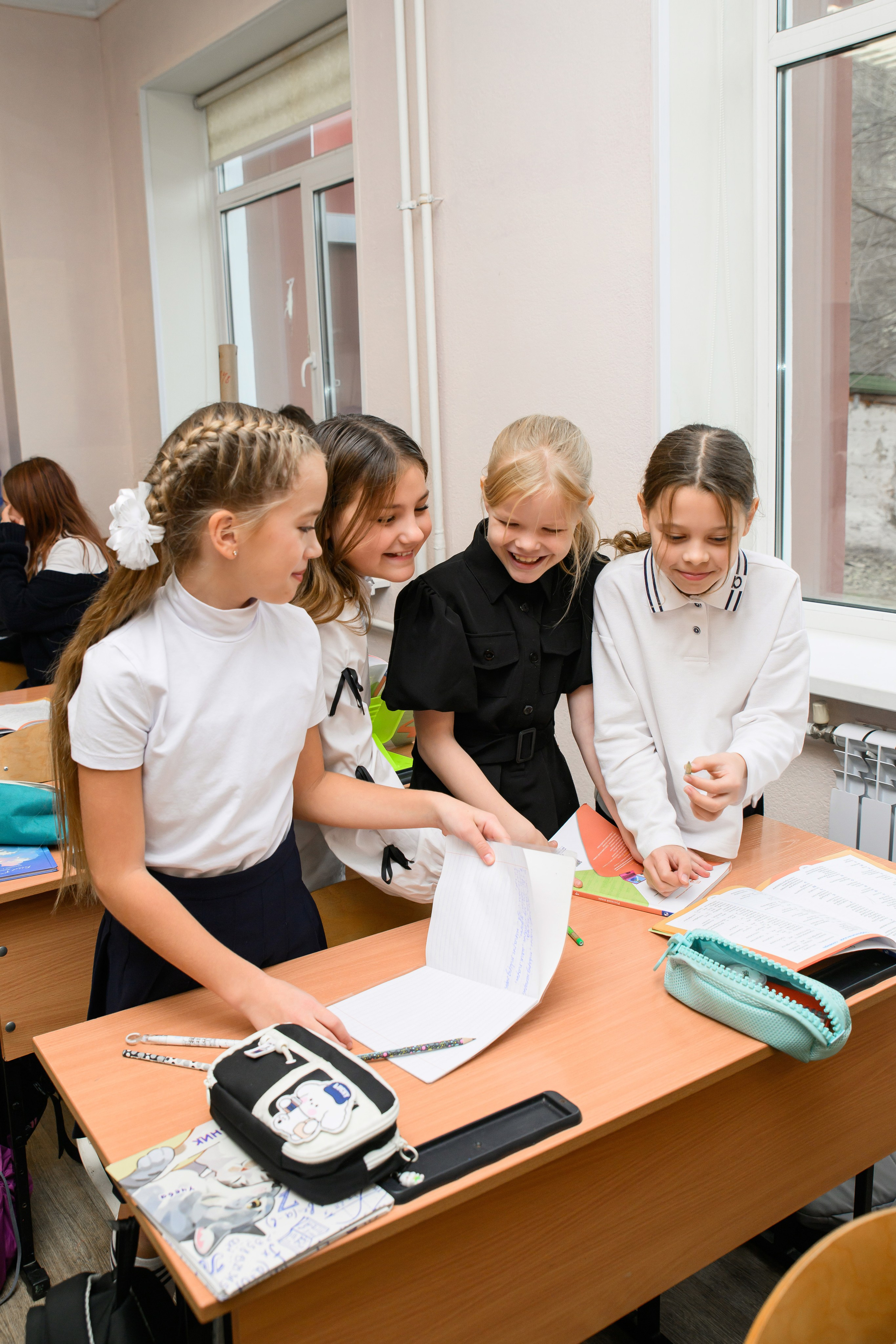 4 класс 1 школа. Фотограф Ярмишко Дарья. Выпускные фотокниги