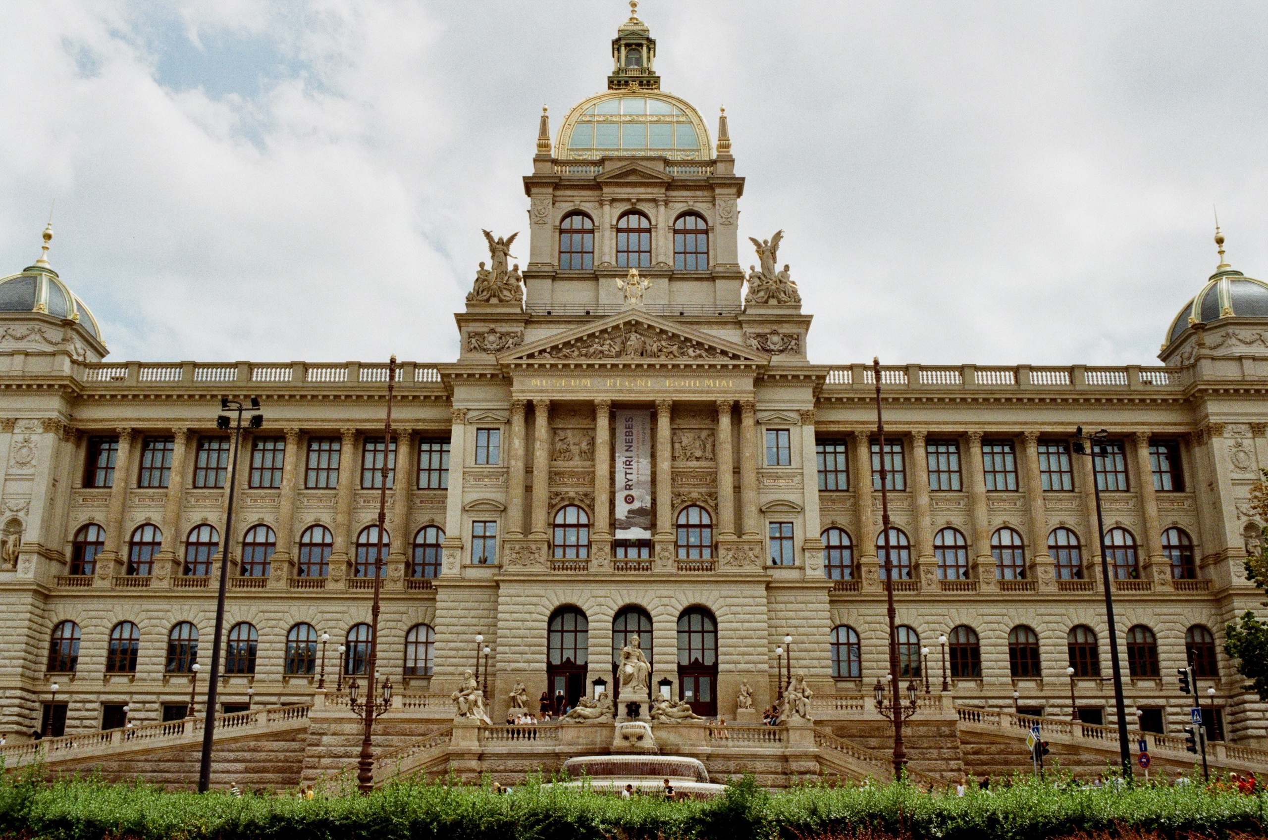 Film. Ruslan UI Dev Page