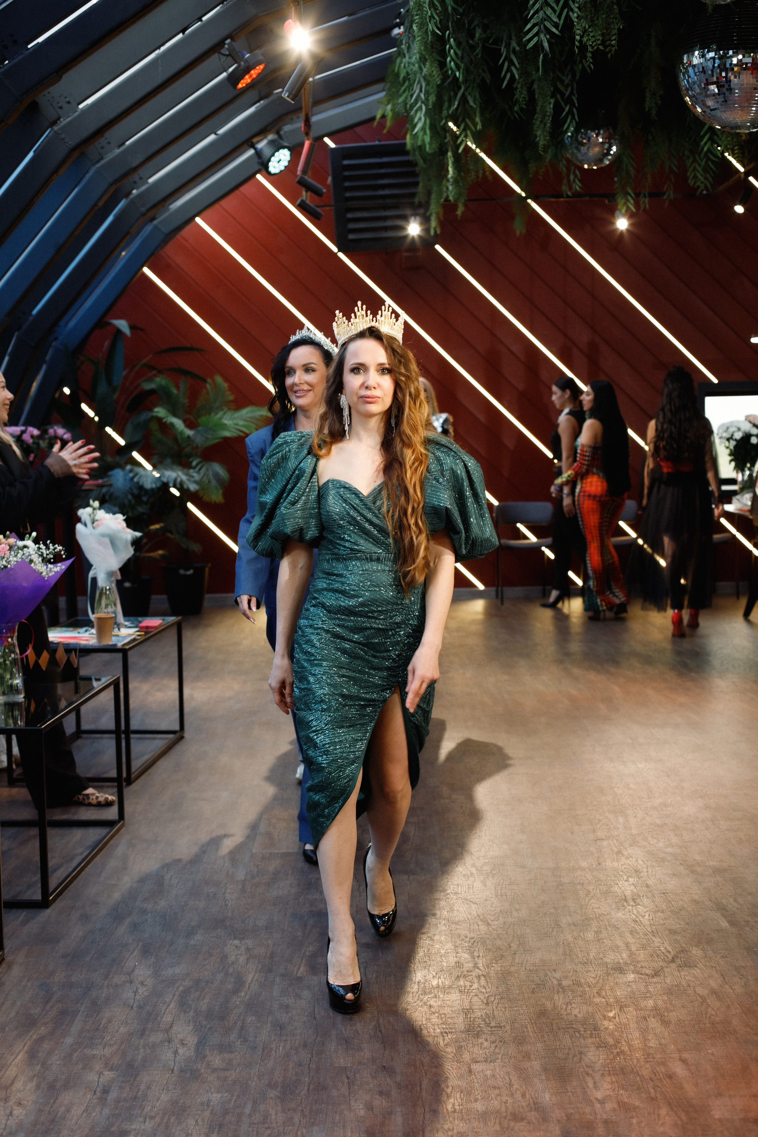 QUEEN KHV [12 ЛЕТ]. СВОИ. ФОТООТЧЕТЫ-СОБЫТИЯ-МЕСТА