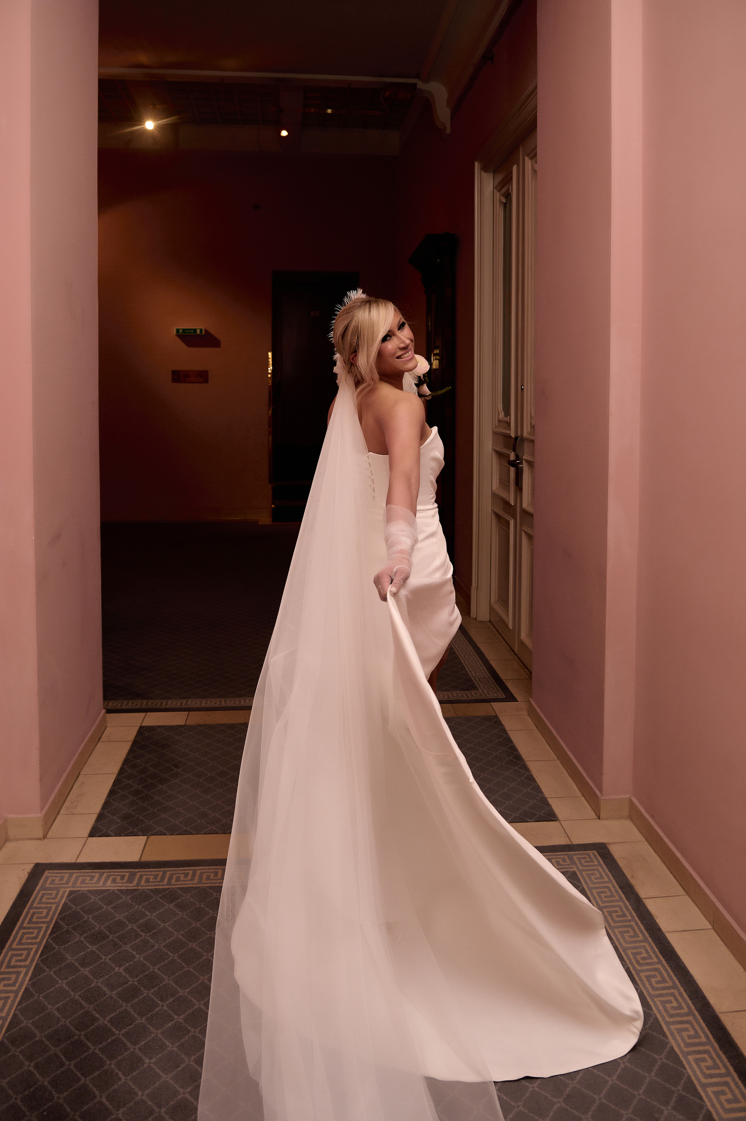 2023.04.01 Moscow. Фотограф в Туле|Москве. Контент-съёмка, женские портреты, репортажные и съёмки для брендов