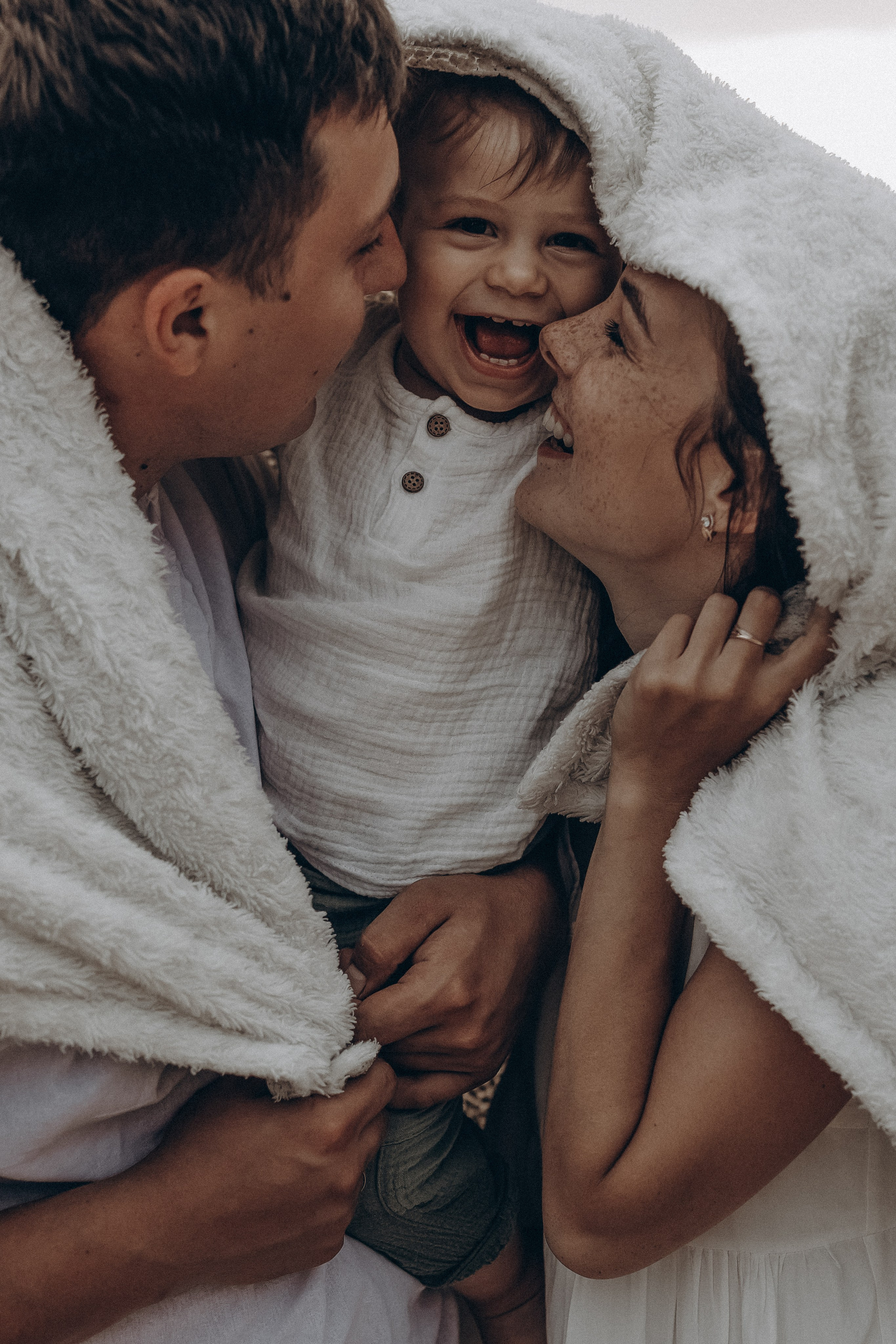 После дождя всегда светит солнце. Семейный фотограф в Брянске Зурилина Екатерина