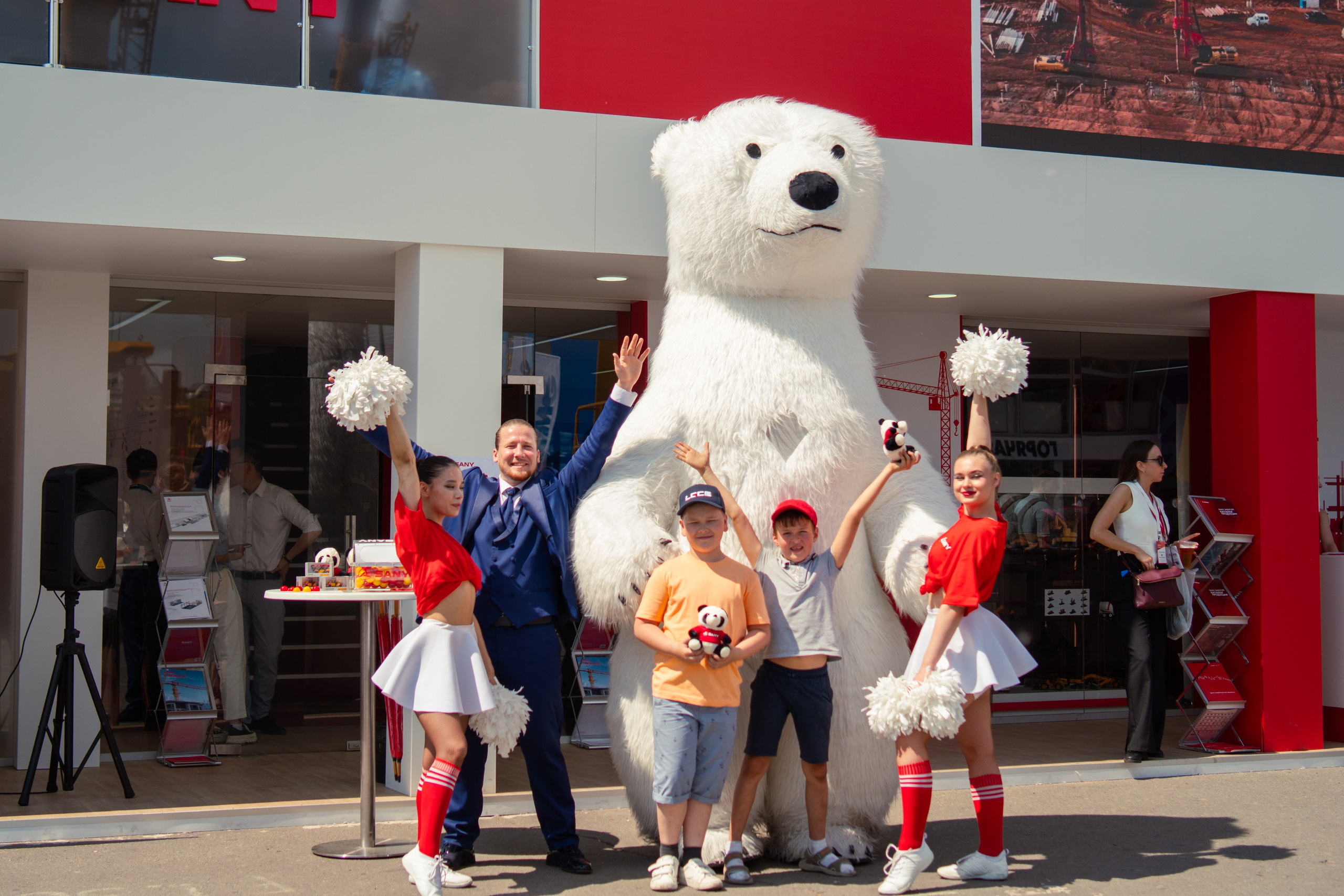 СТТ Expo 24-я международная выставка строительной техники и технологий в России. Фотограф / видеограф в Москве и Сочи Sofia Riversong