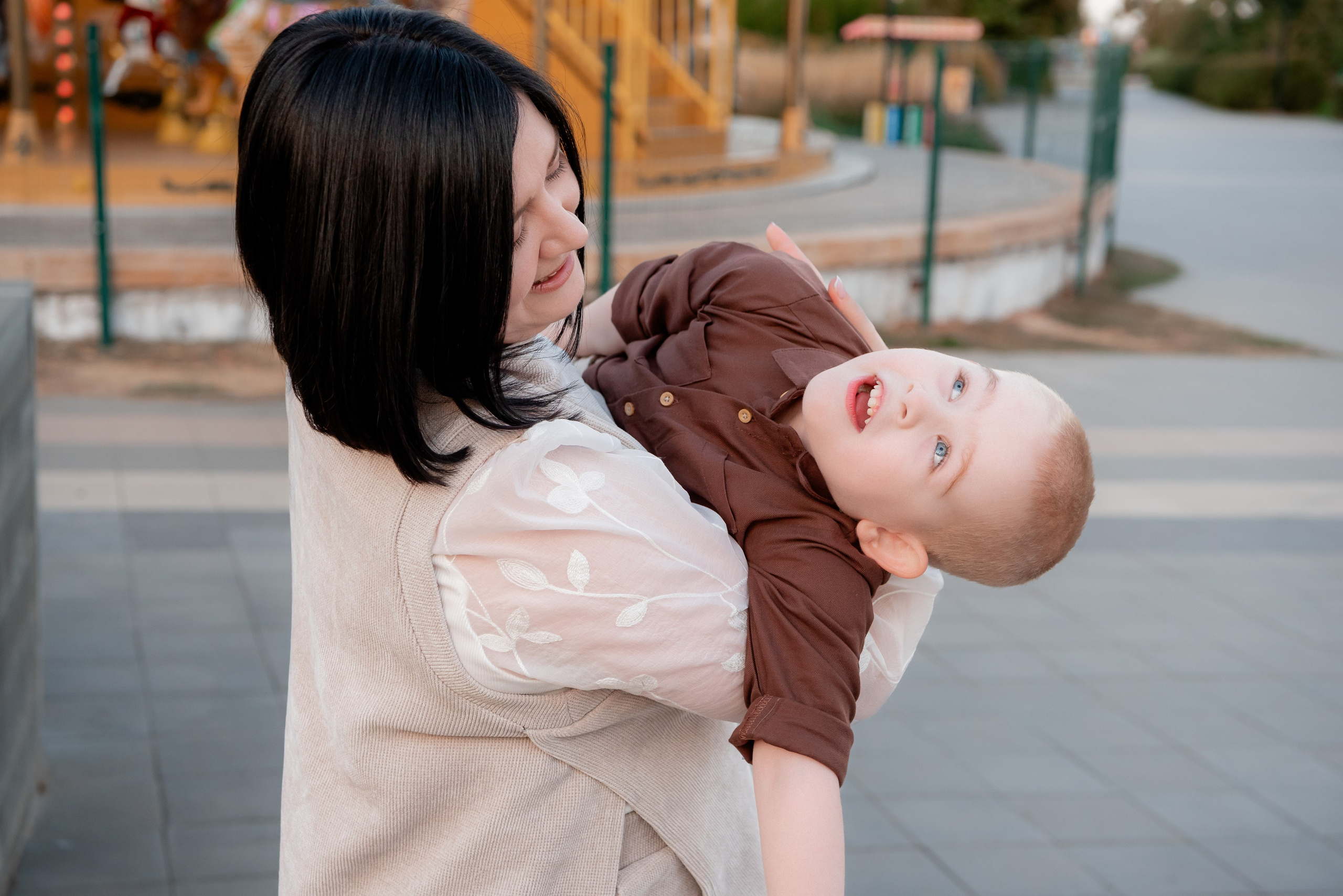 Семья в ЦПКиО. Фотограф в Волгограде и Волжском Александр Горбань