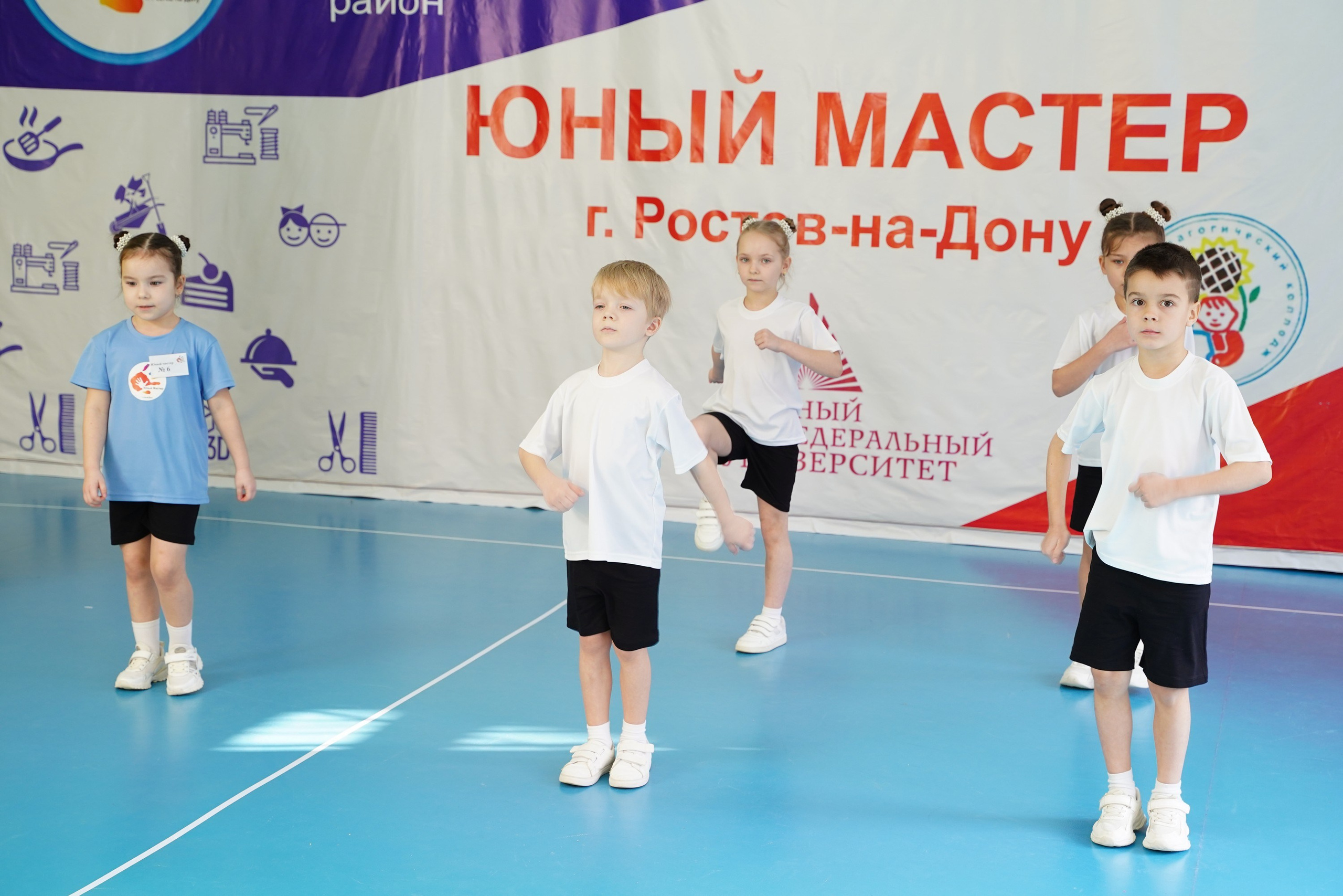 Мероприятия. Фотостудия Лучшие моменты Выпускные альбомы, школьные, юбилейные фотокниги Ростов-на-Дону
