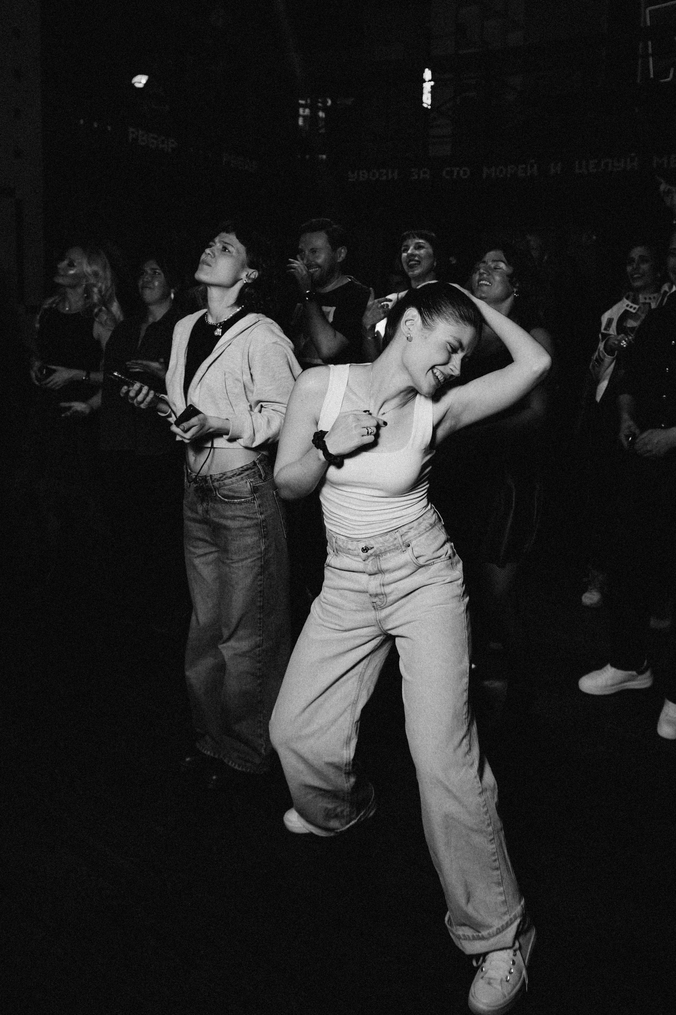 Концерт учеников вокальной школы «Сигнон» в баре «Руки Вверх»