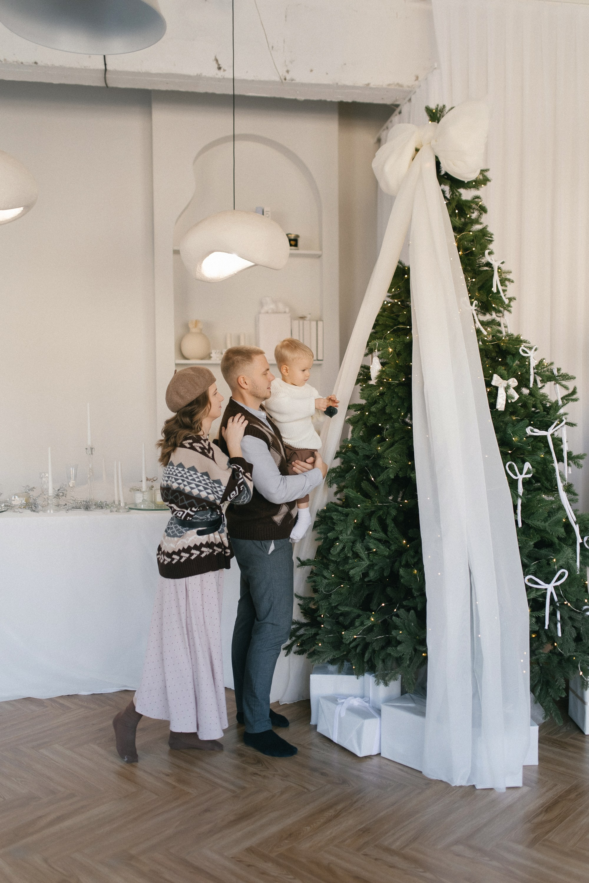 ЛЕНА, ВЛАД И МИРОН ` 24. Maria Startseva Photo