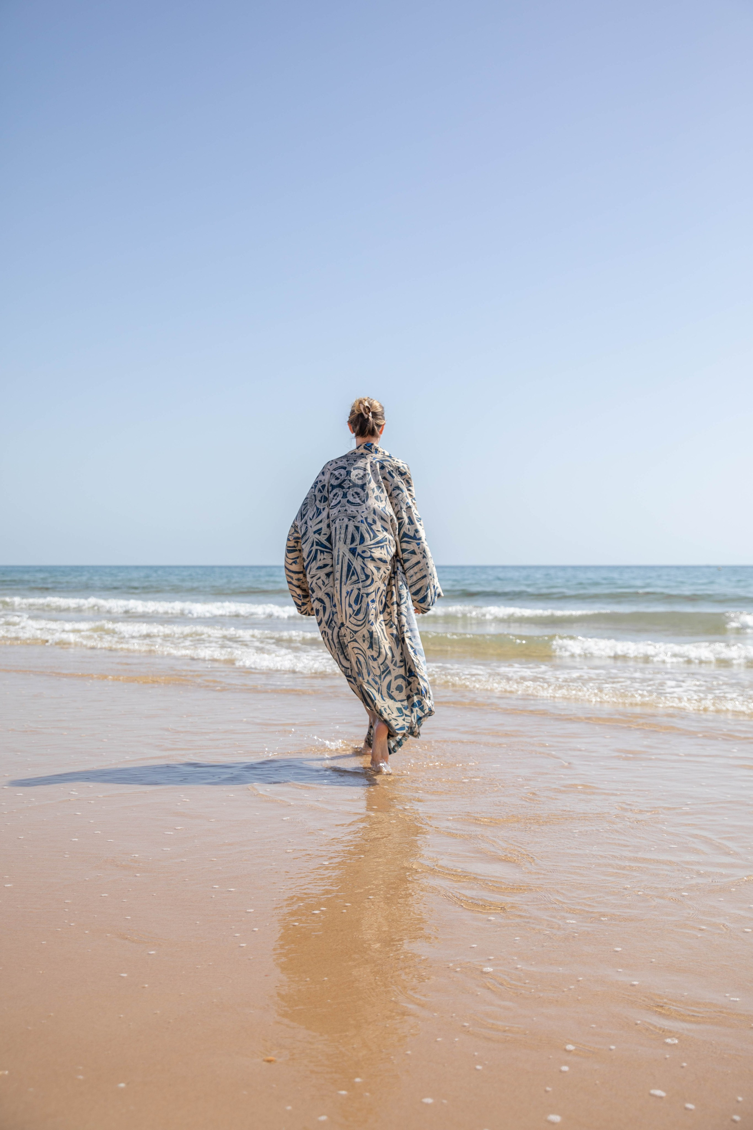 VAVA × Oksana Lomnova — A Creative Collaboration by the Ocean. Professional Photographer in Portugal. Oksana Lomnova