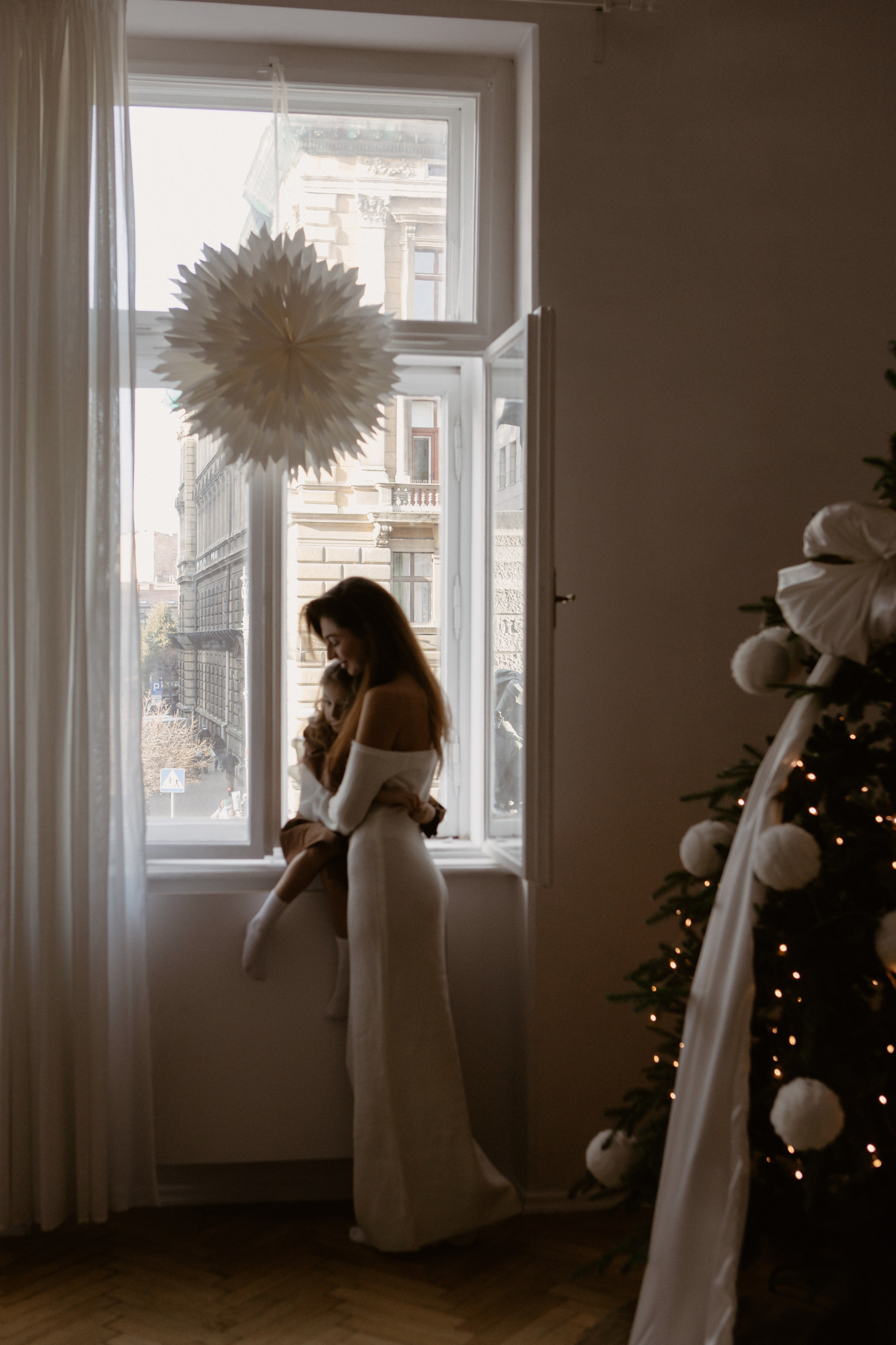 Victoria and Olivia. Photographer Lisbon|Portugal Nadiya Kharytonenko